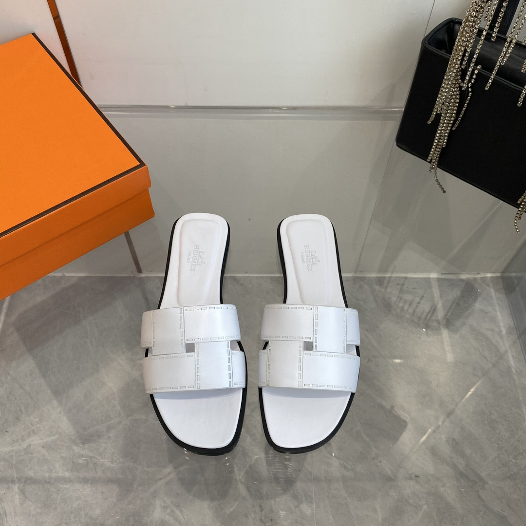 ua H**mes idioma sandal