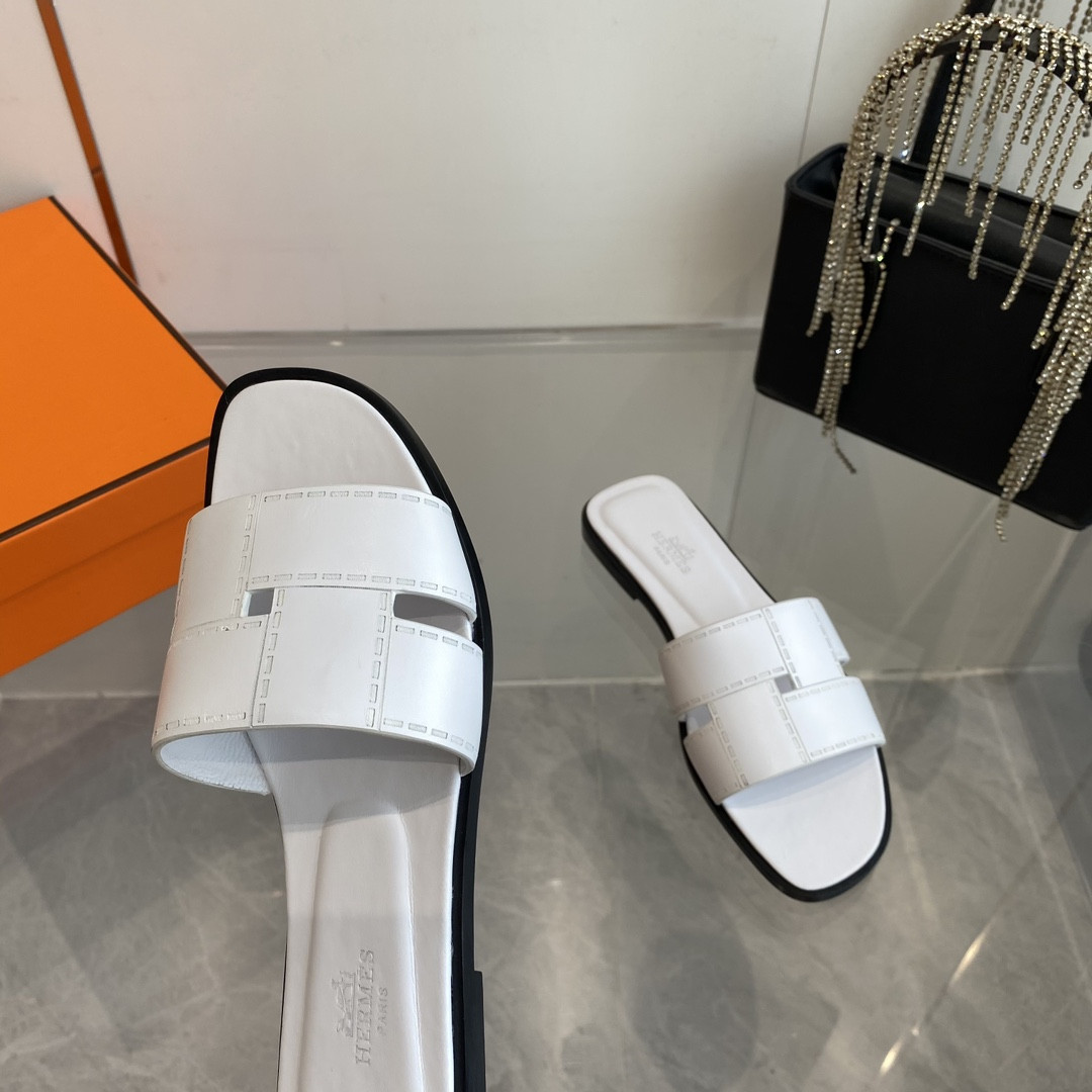 ua H**mes idioma sandal