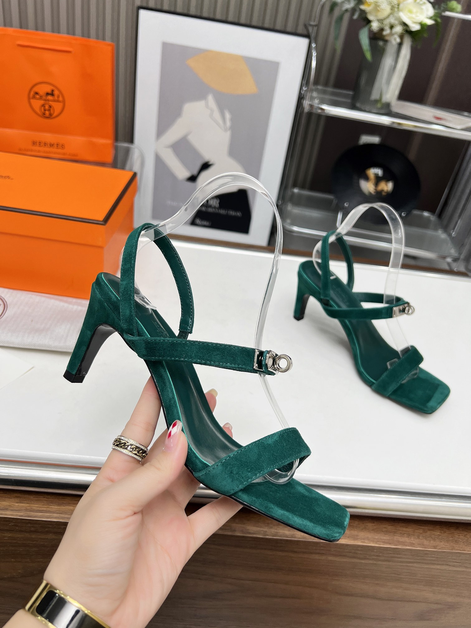 ua H**mes glamour 95 sandal