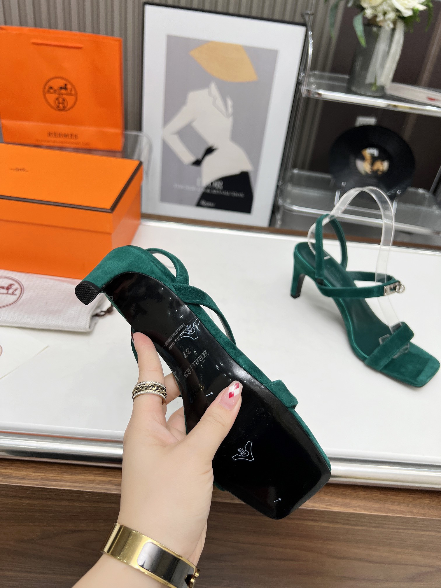 ua H**mes glamour 95 sandal