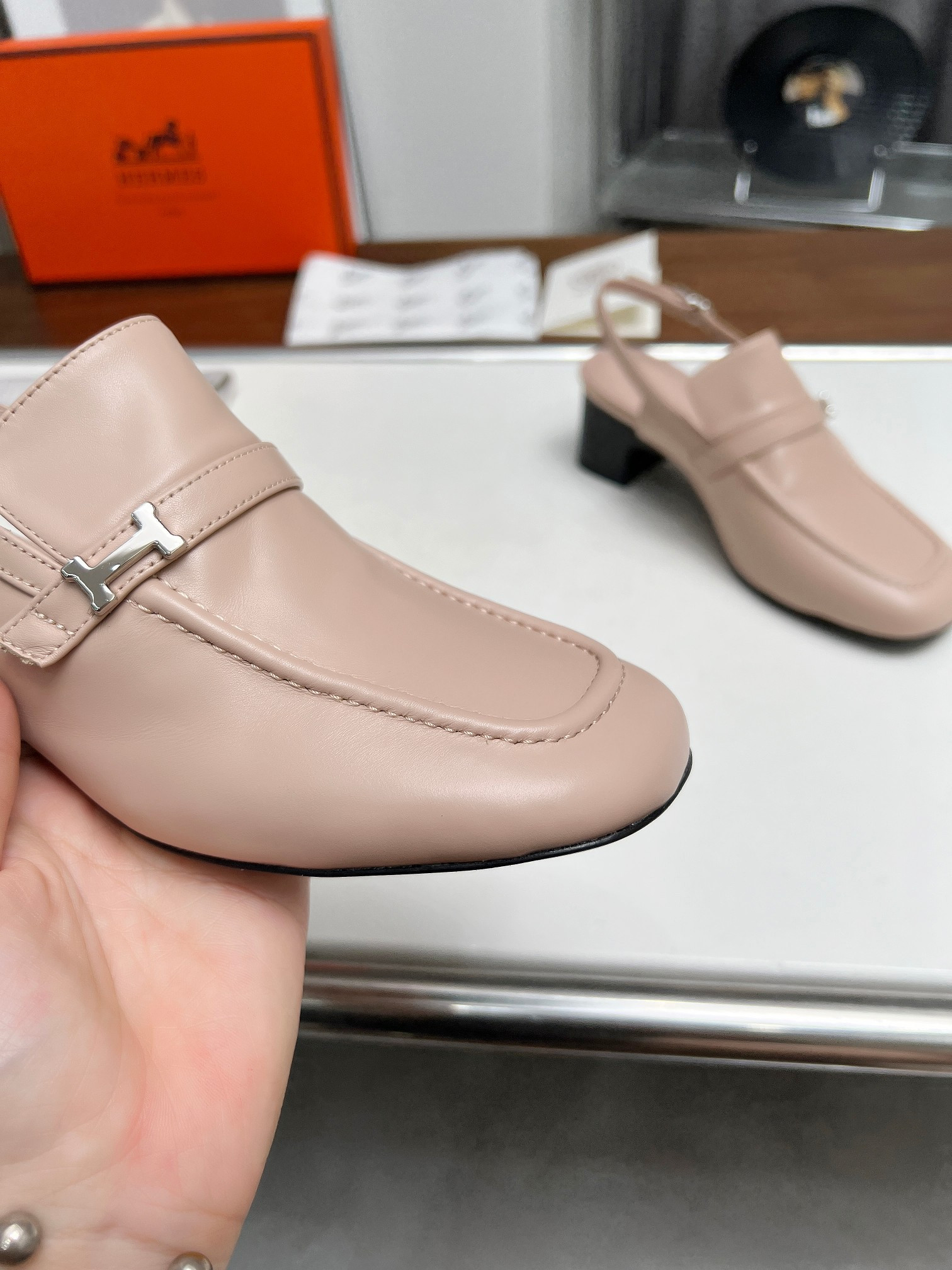 ua H**mes infinie 50 pump