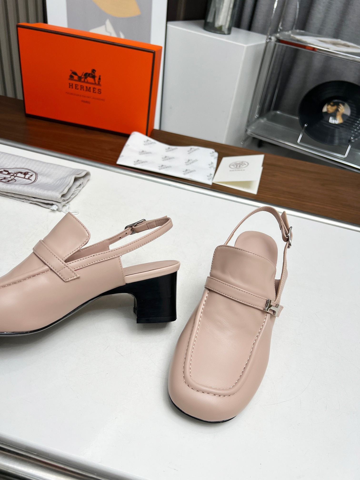 ua H**mes infinie 50 pump