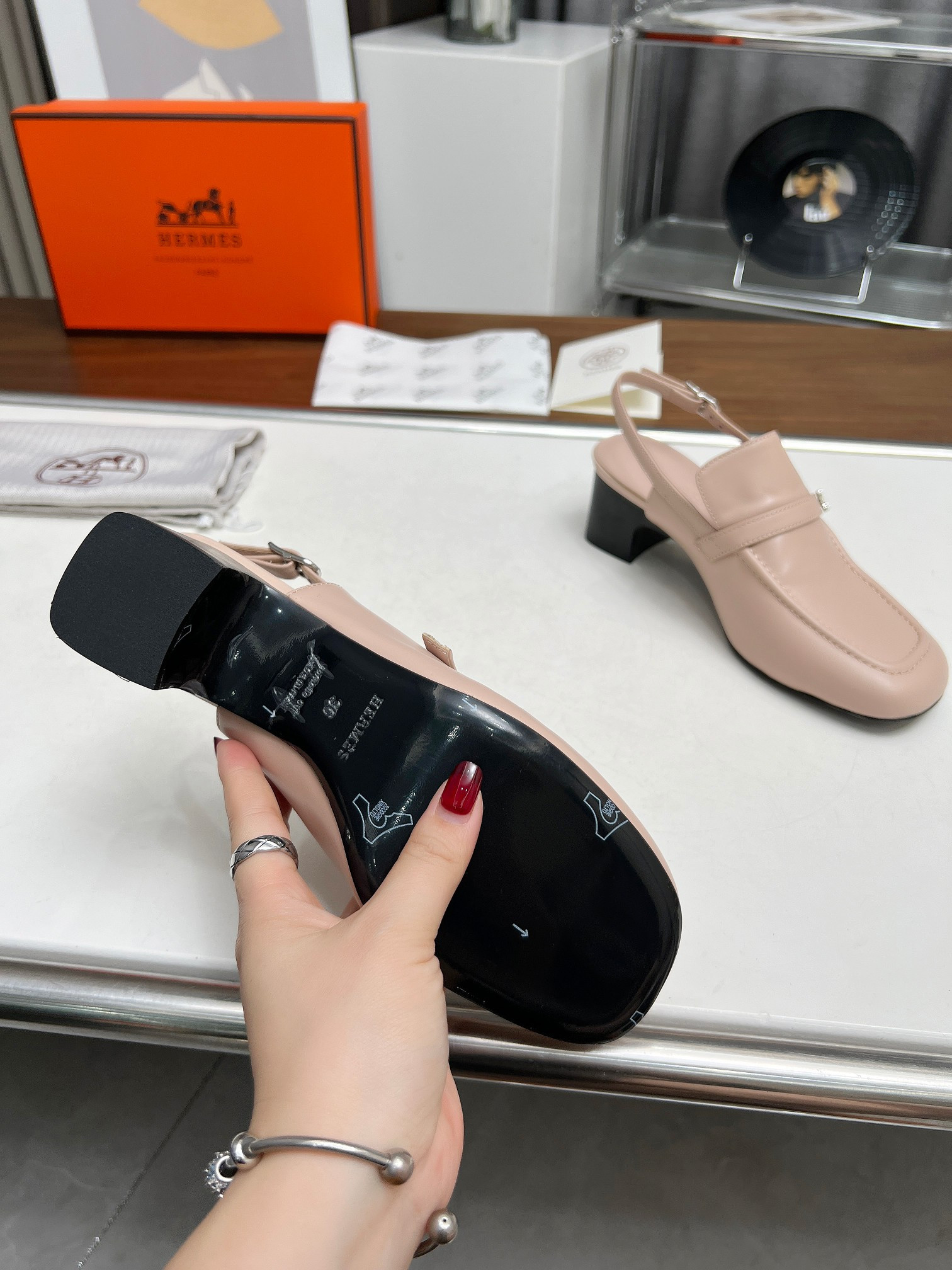 ua H**mes infinie 50 pump