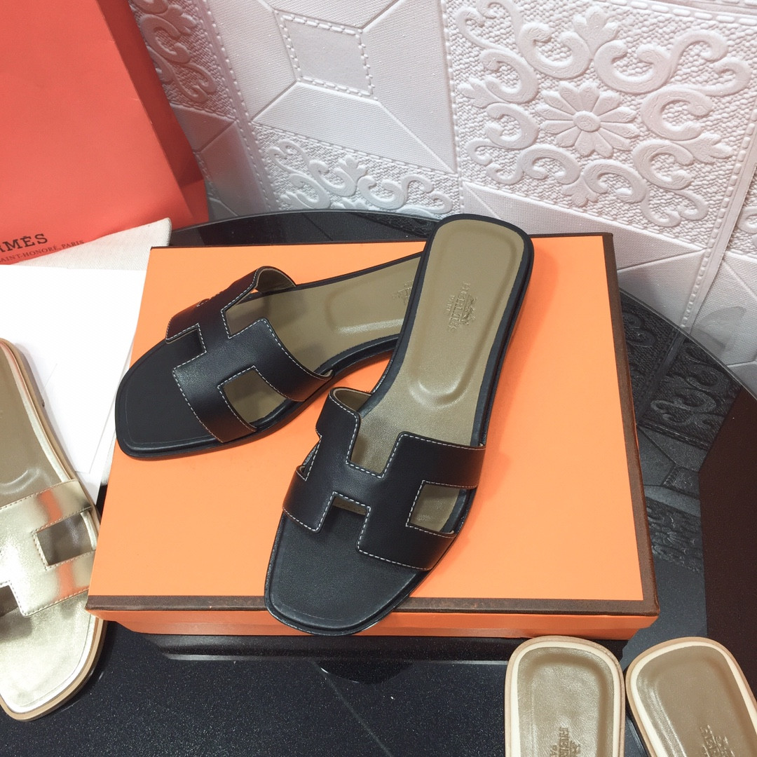 ua H**mes oran sandal