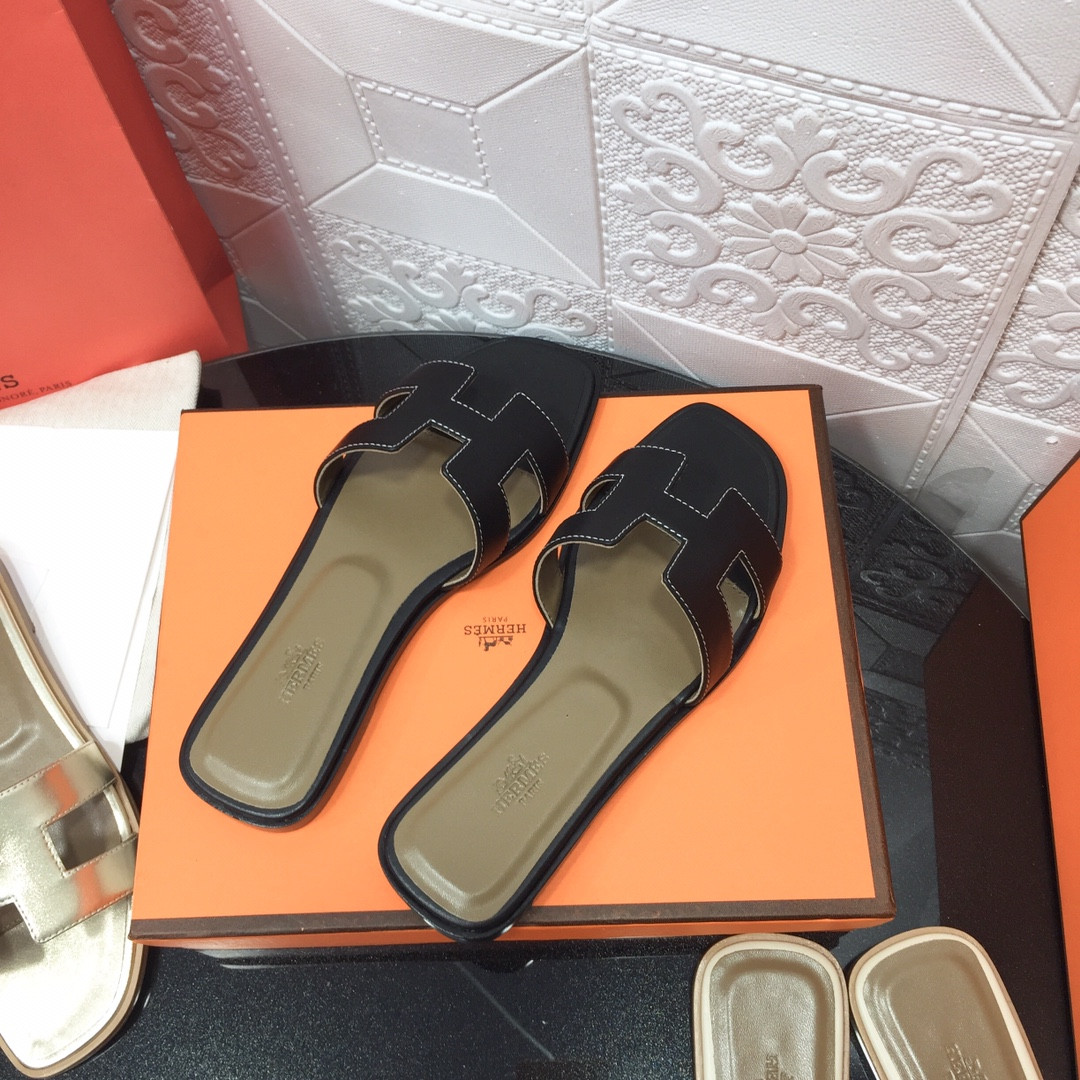 ua H**mes oran sandal