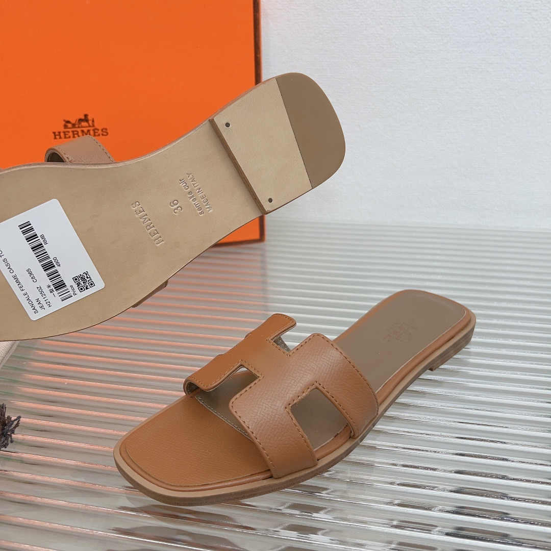 ua H**mes oran sandal