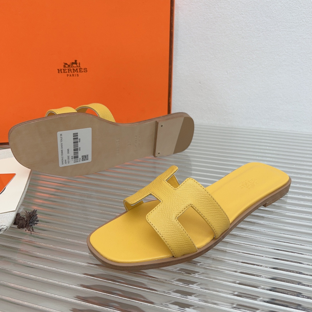 ua H**mes oran sandal