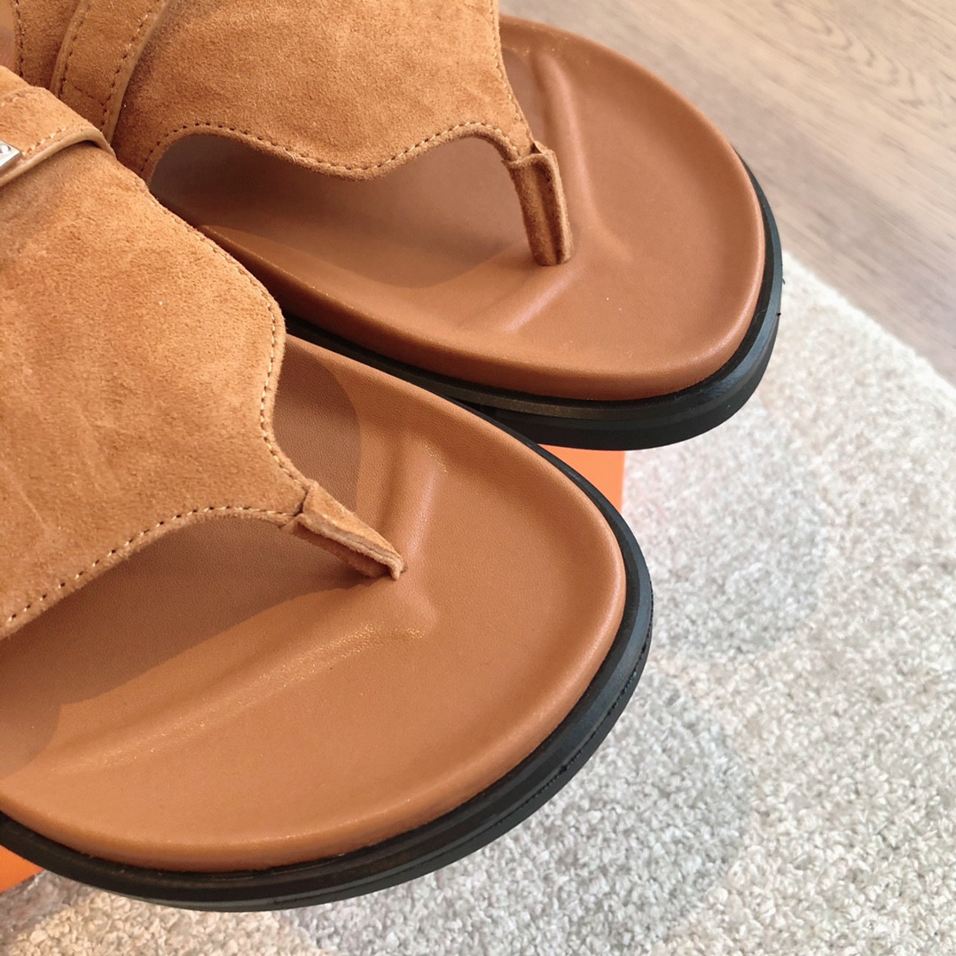 ua H**mes empire sandal