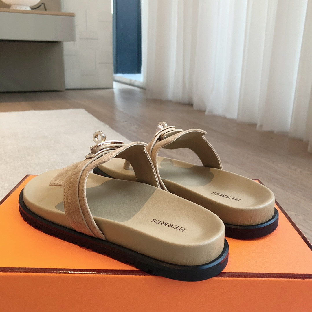 ua H**mes empire sandal