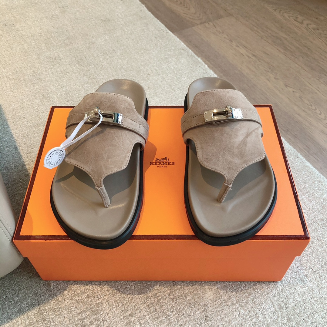 ua H**mes empire sandal