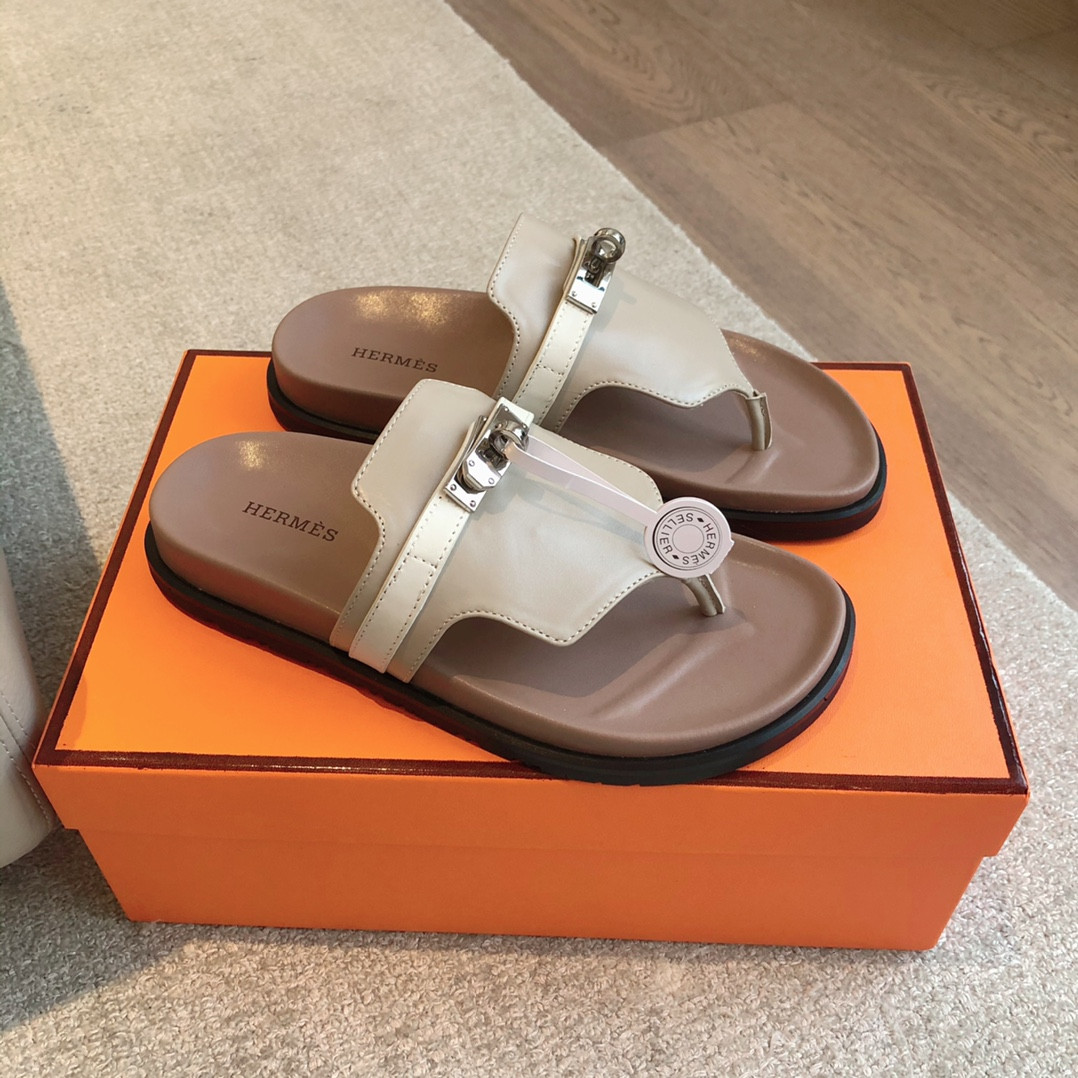 ua H**mes empire sandal