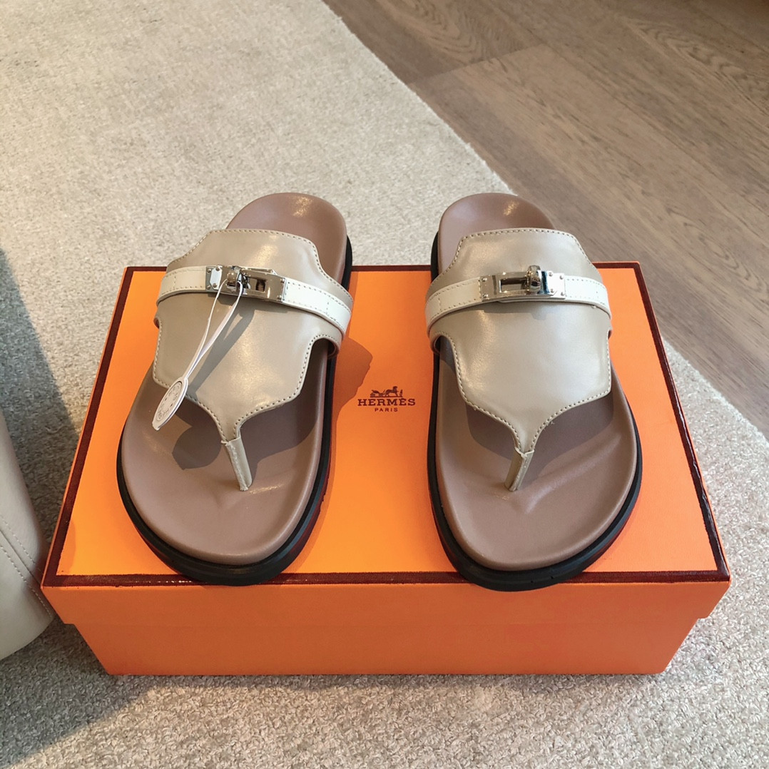 ua H**mes empire sandal