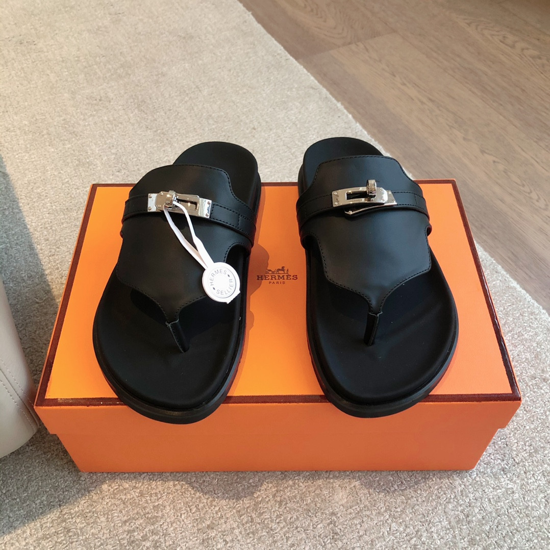 ua H**mes empire sandal