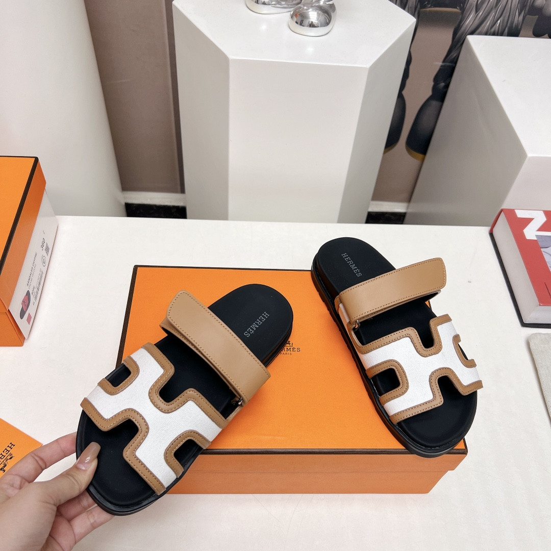ua H**mes chypre sandal