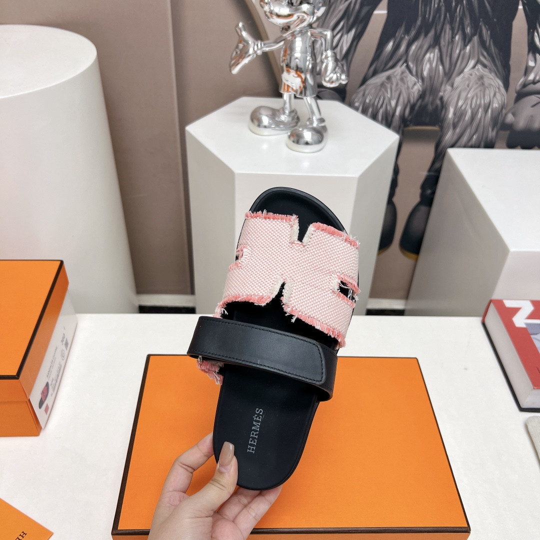 ua H**mes chypre sandal