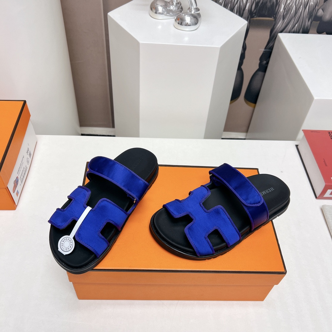 ua H**mes chypre sandal