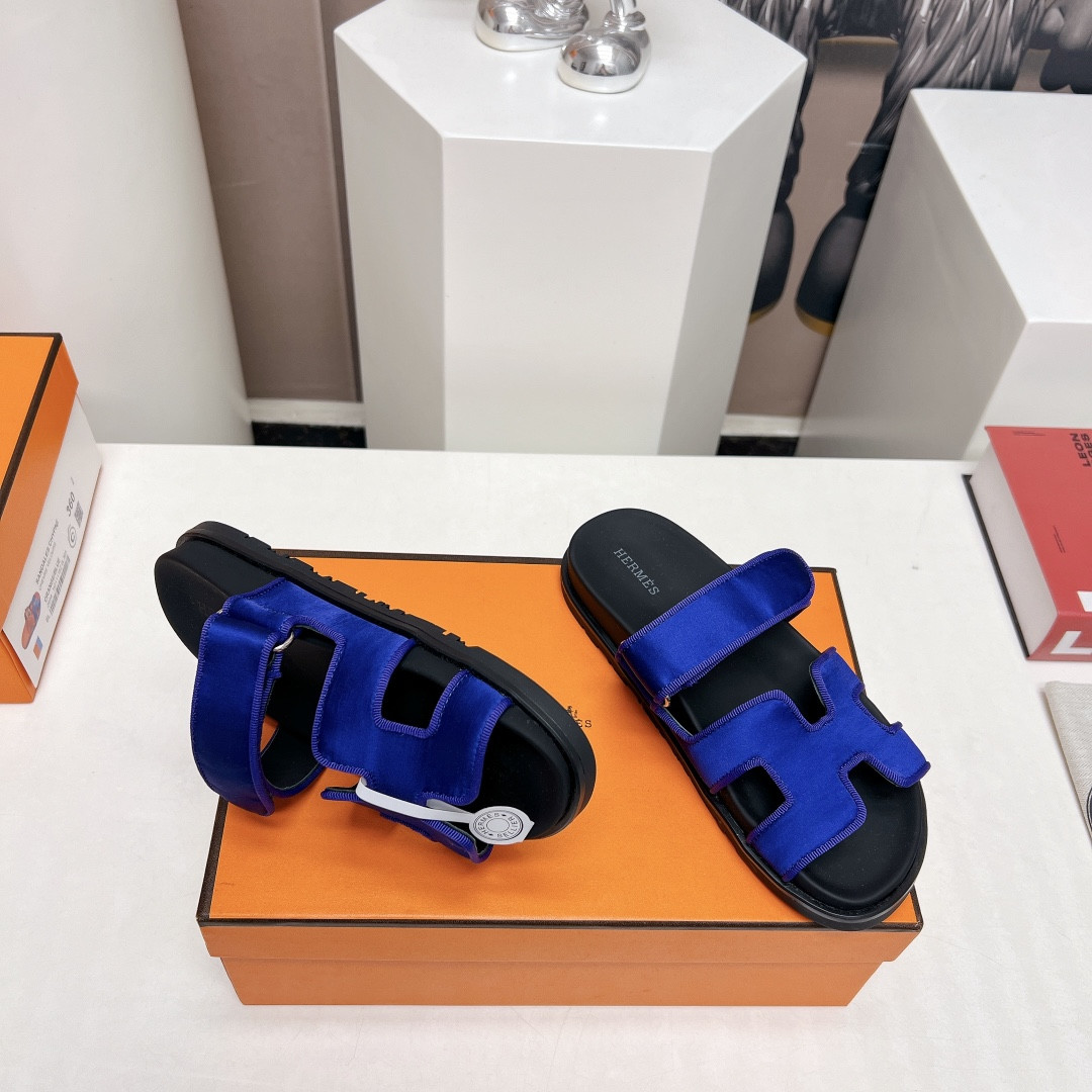 ua H**mes chypre sandal
