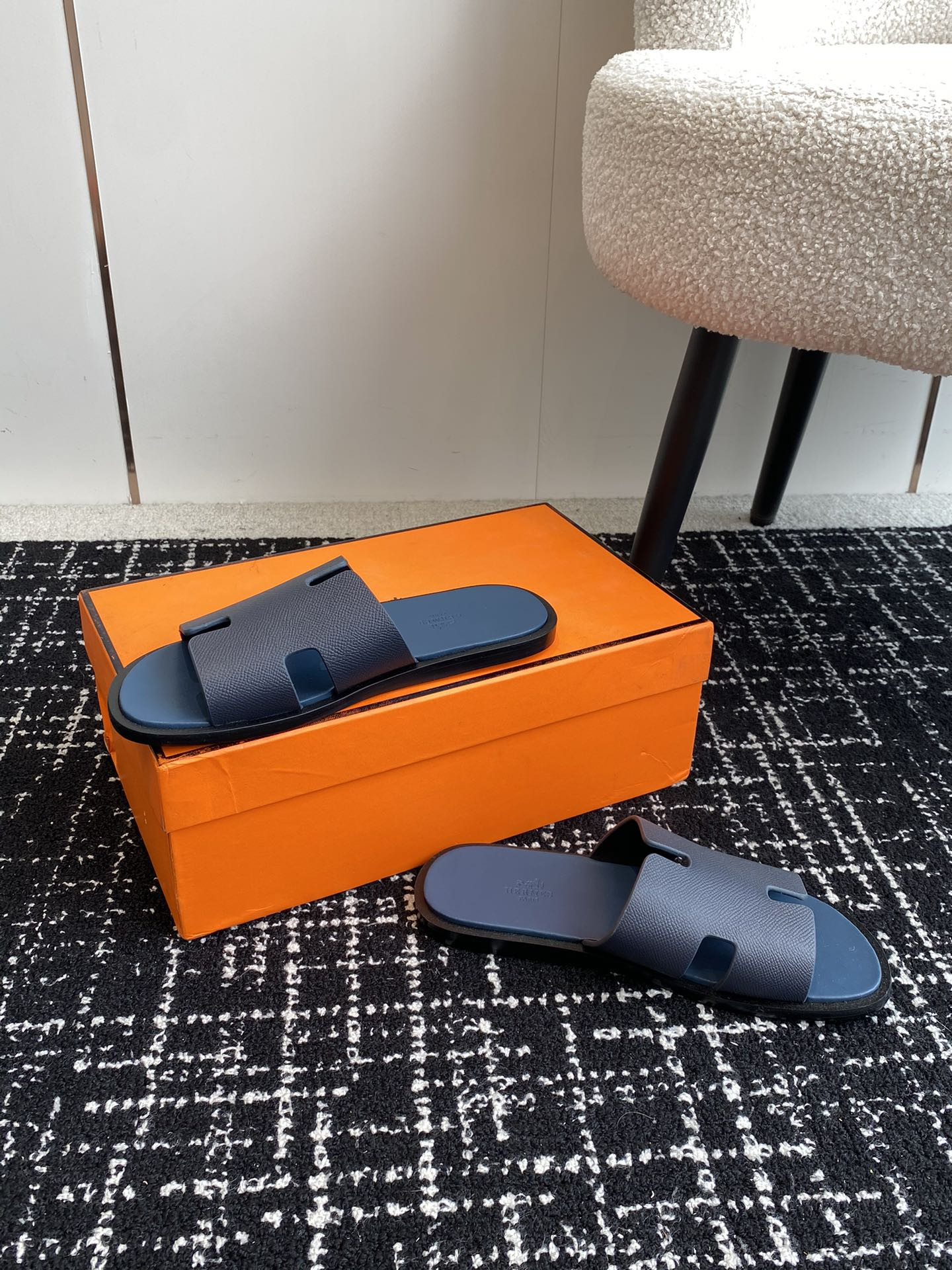 ua H**mes izmir sandal