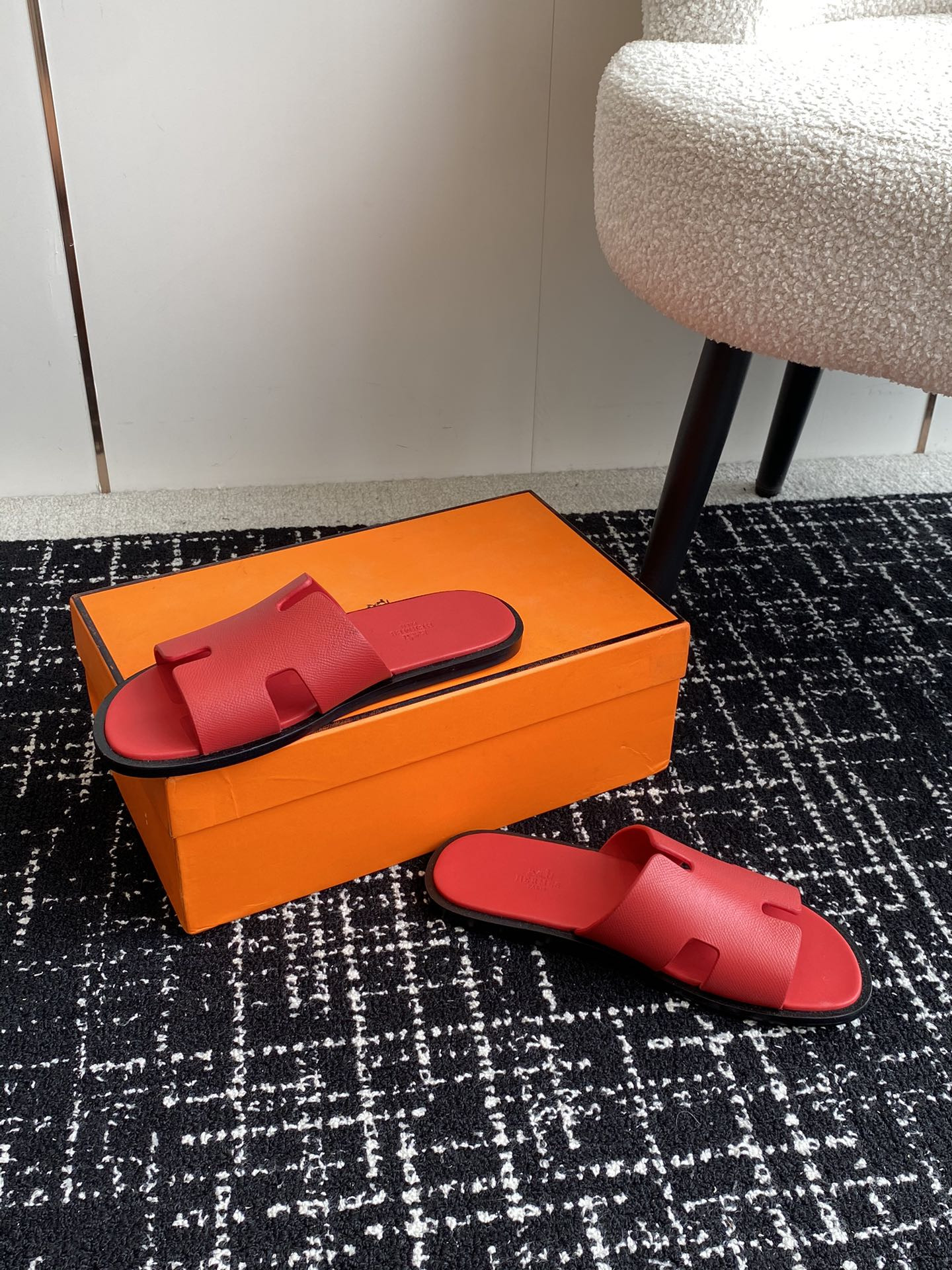 ua H**mes izmir sandal