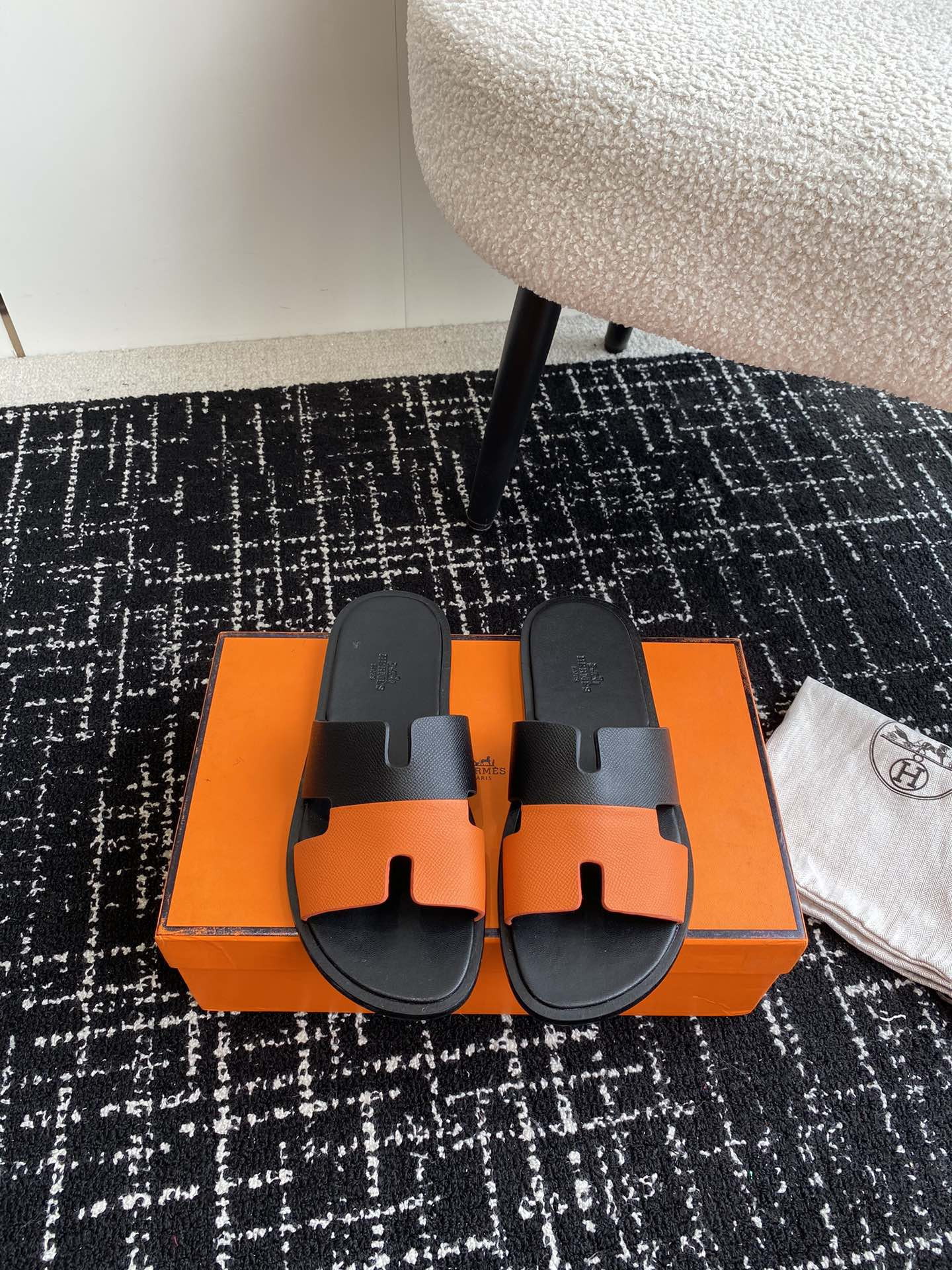 ua H**mes izmir sandal