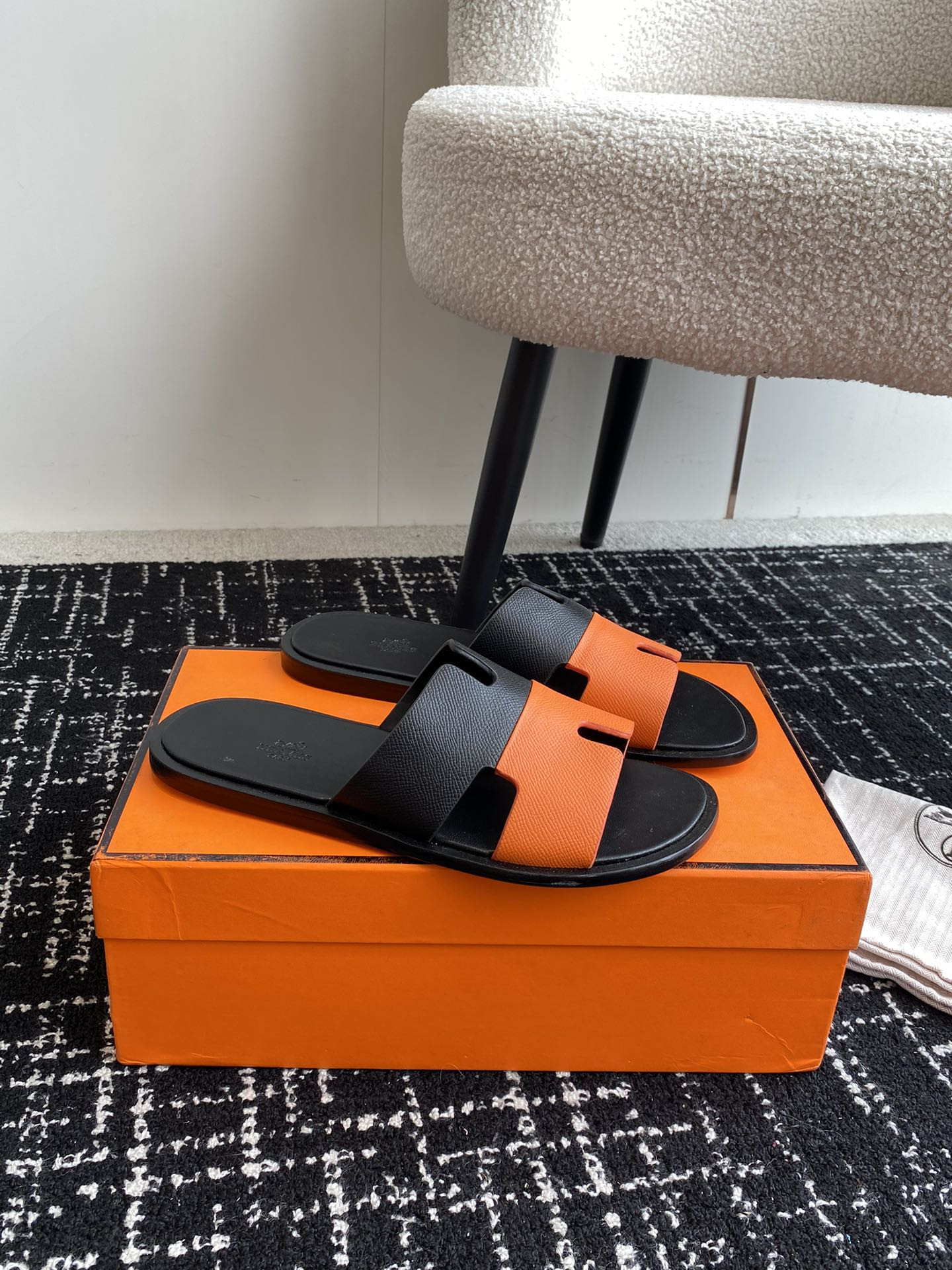 ua H**mes izmir sandal