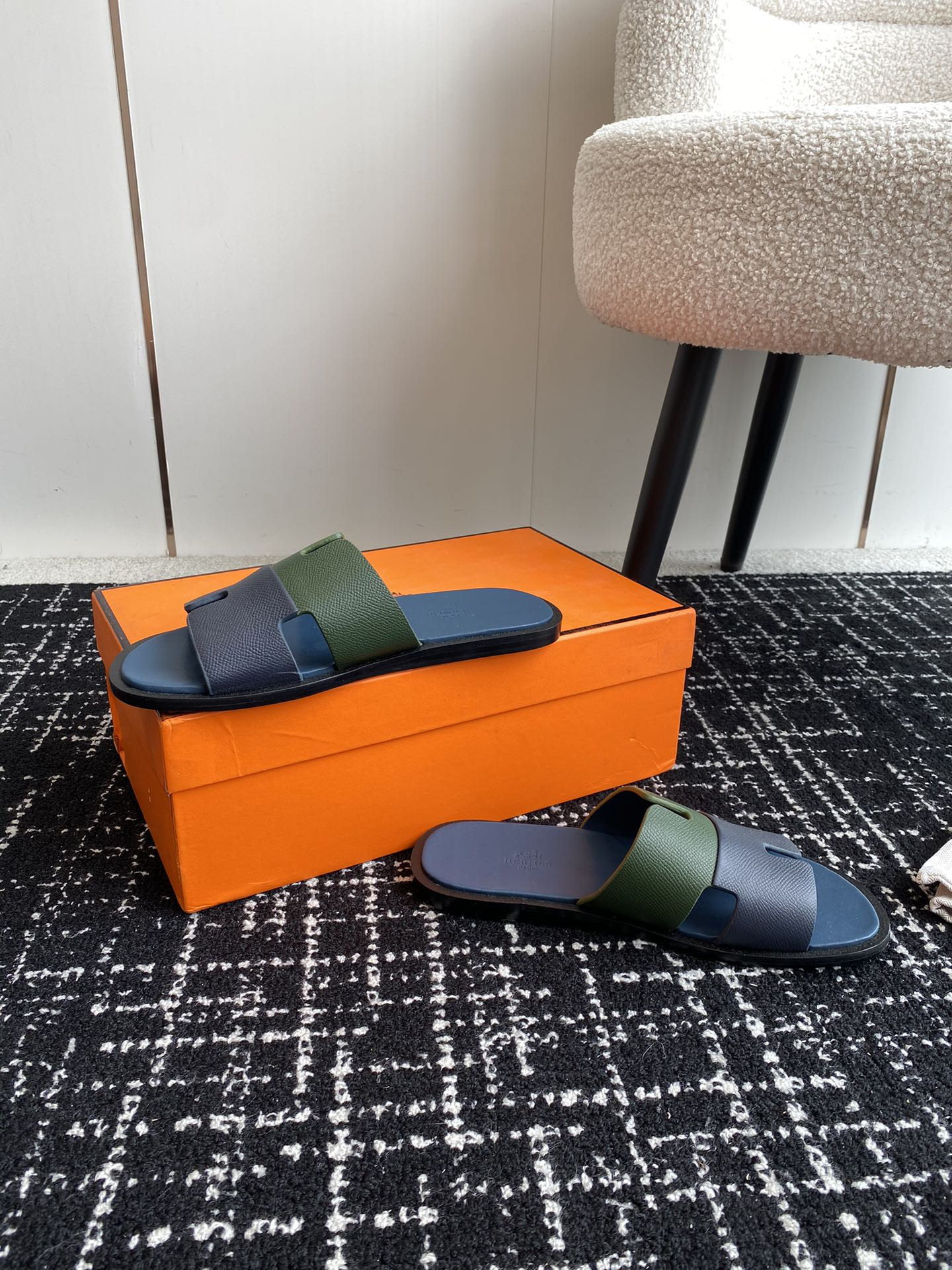 ua H**mes izmir sandal