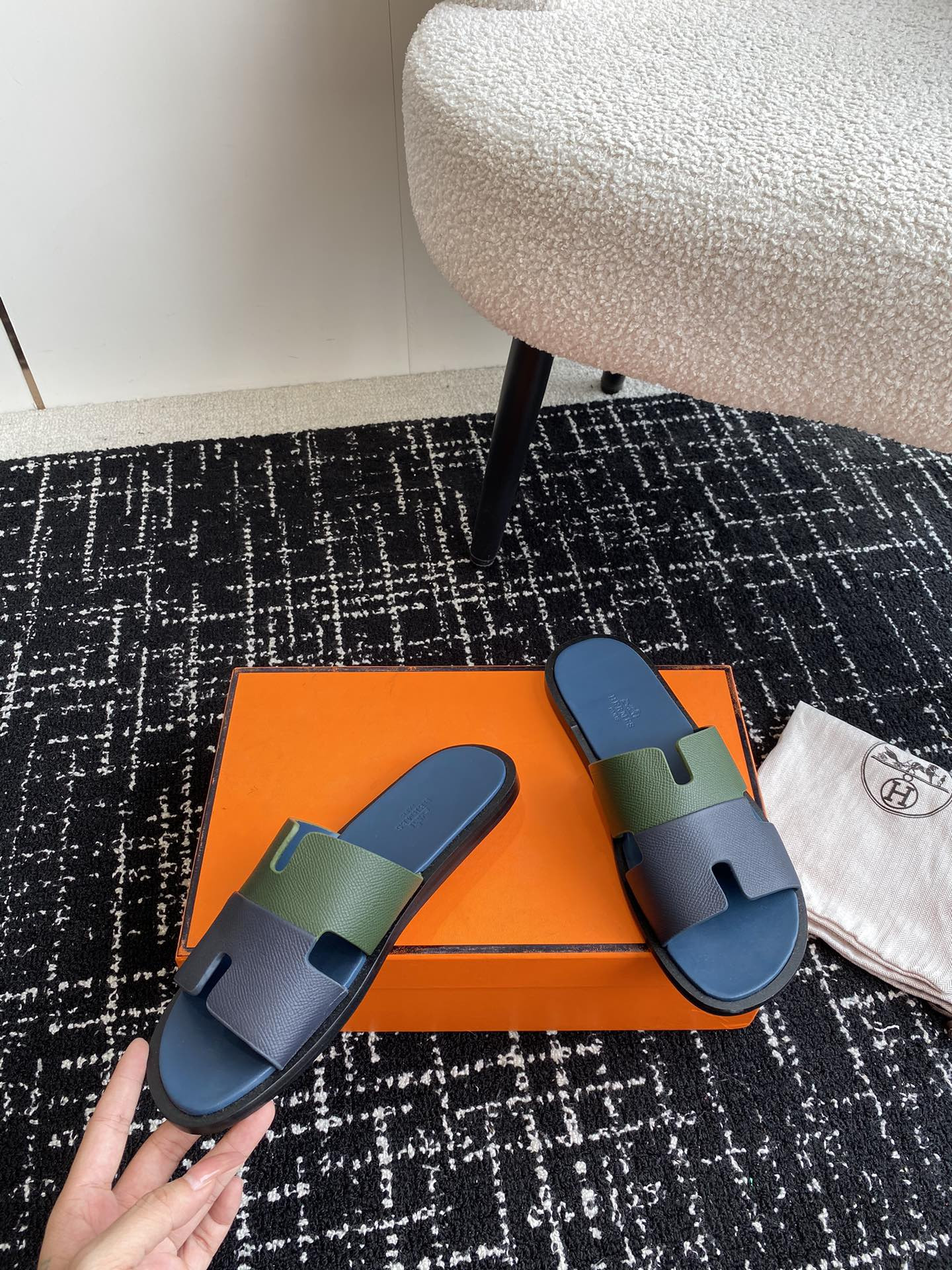 ua H**mes izmir sandal
