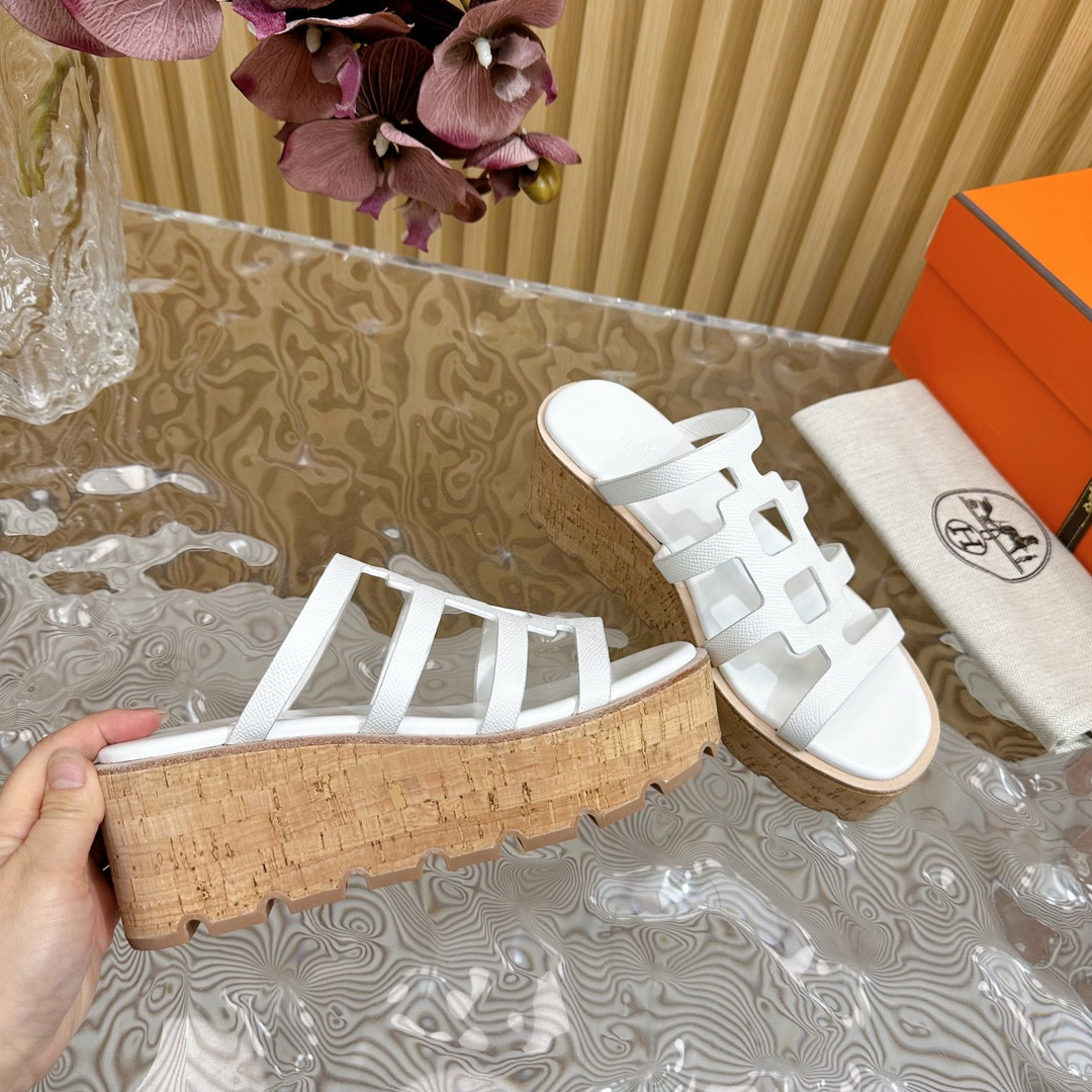 ua H**mes isabella 30 sandal