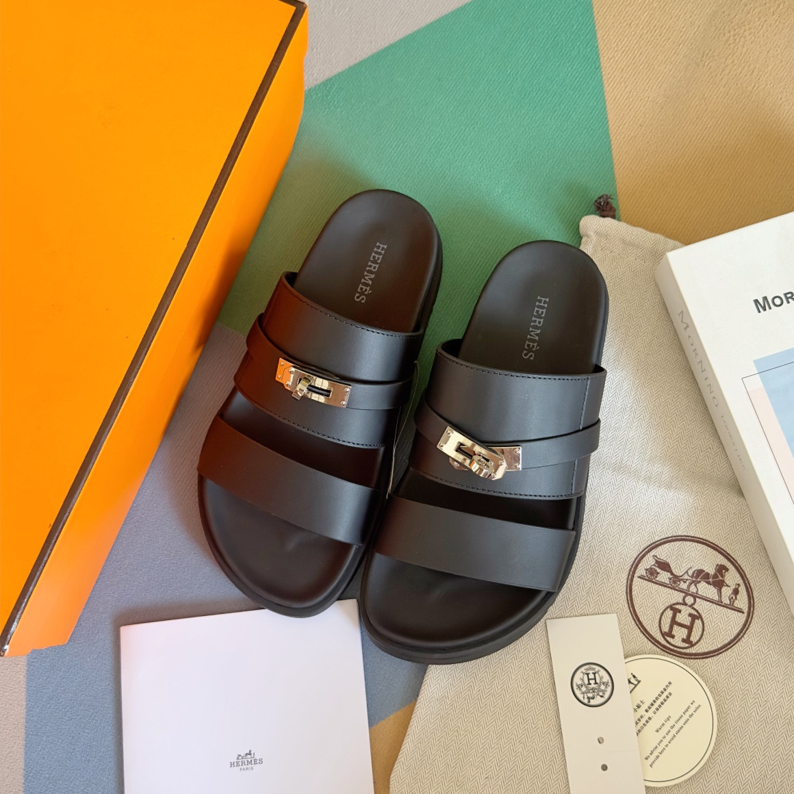 ua H**mes jackson sandal