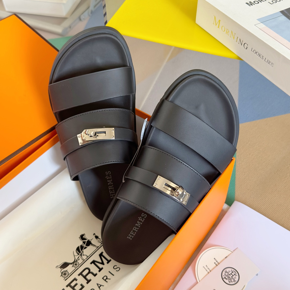 ua H**mes jackson sandal