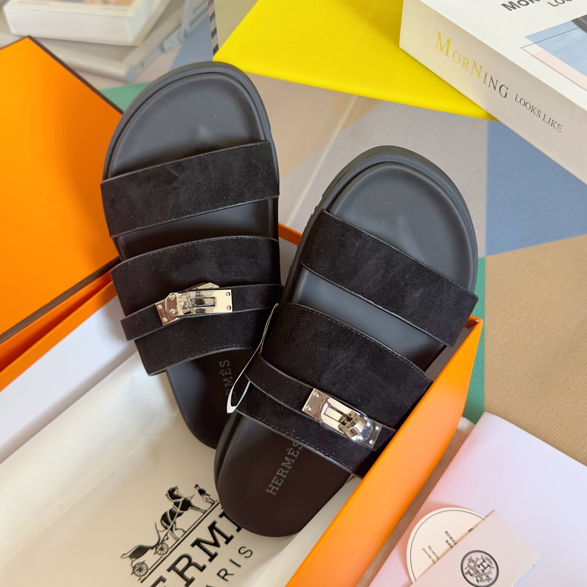 ua H**mes jackson sandal