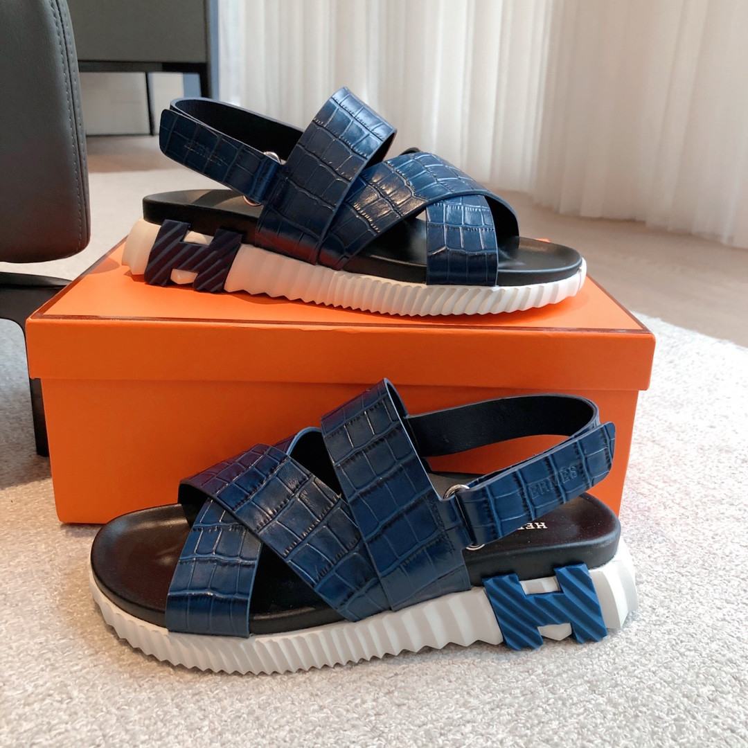 ua H**mes electric sandal