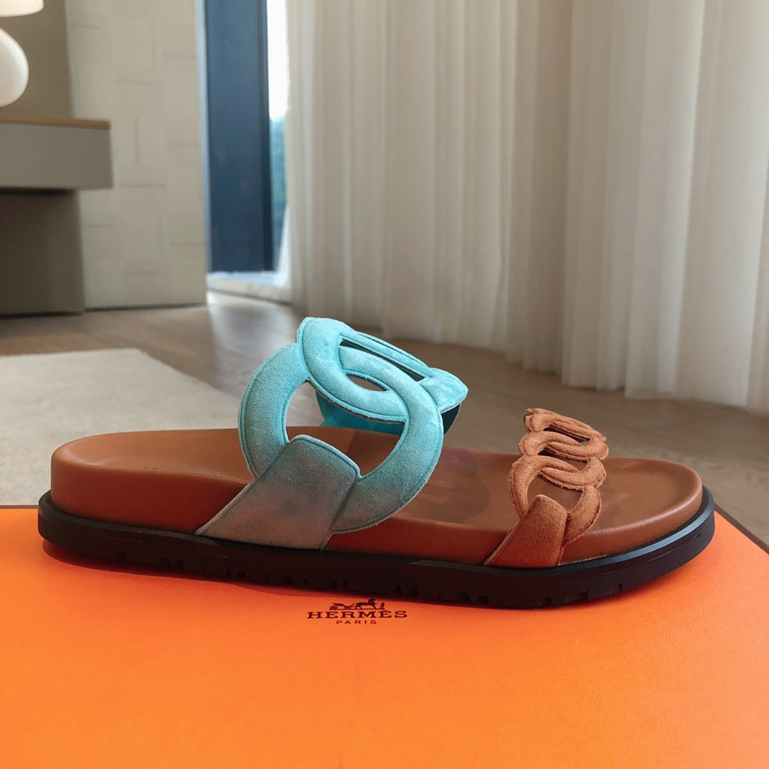 ua H**mes extra sandal