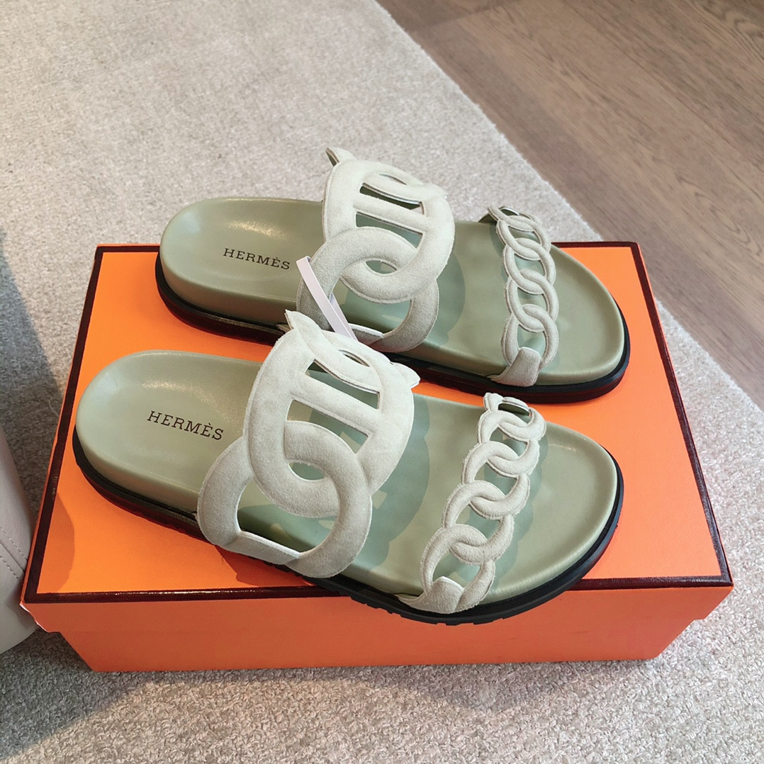 ua H**mes extra sandal