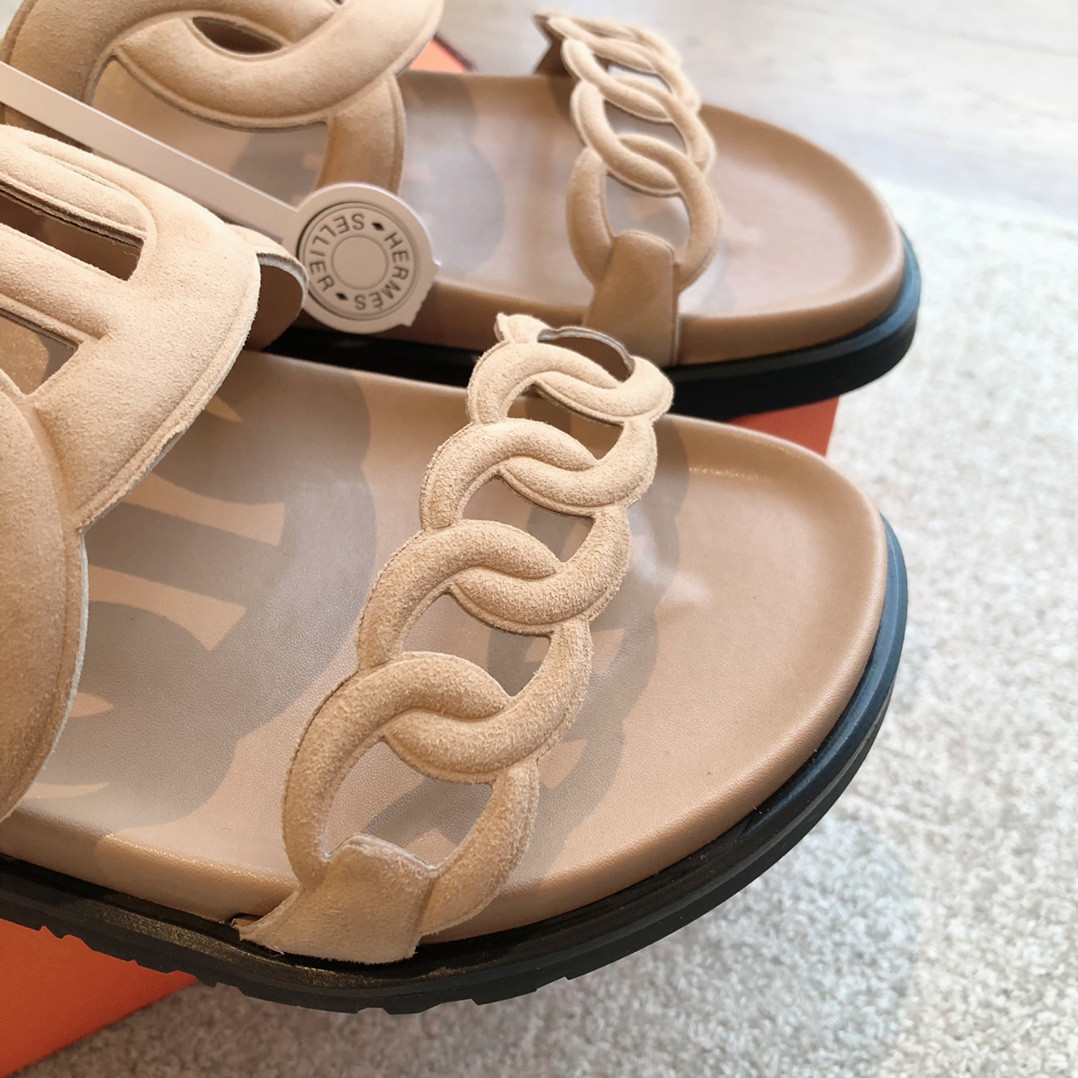 ua H**mes extra sandal