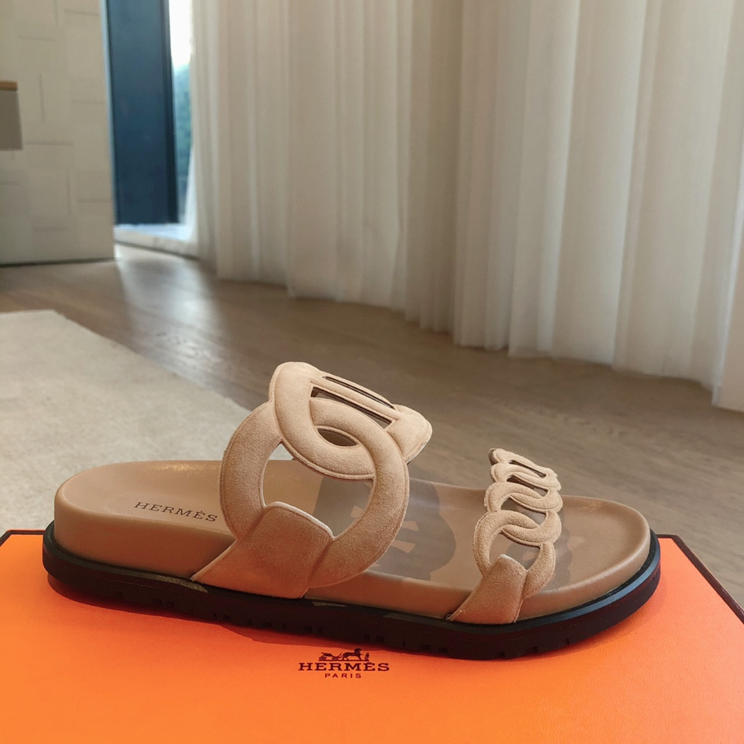 ua H**mes extra sandal