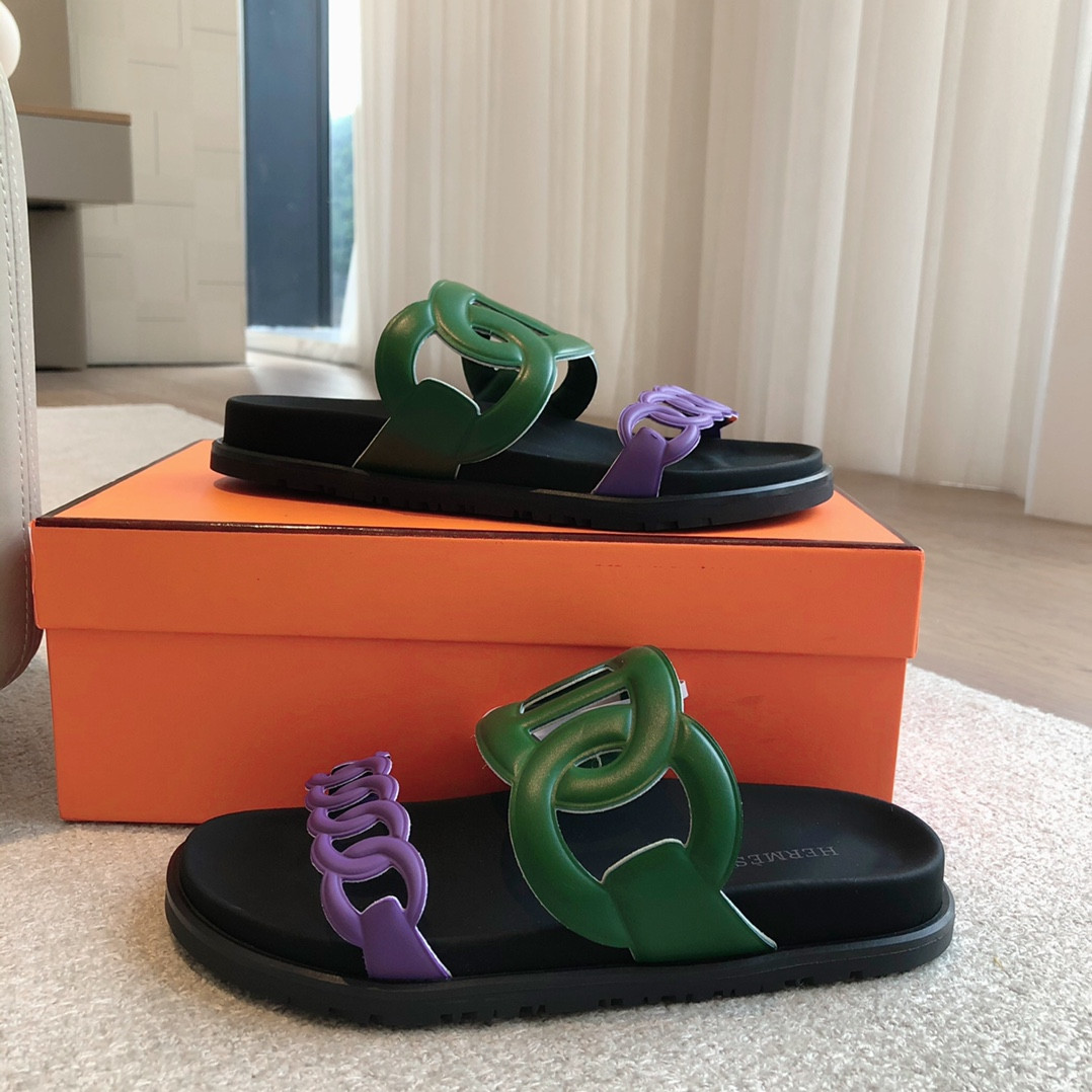 ua H**mes extra sandal