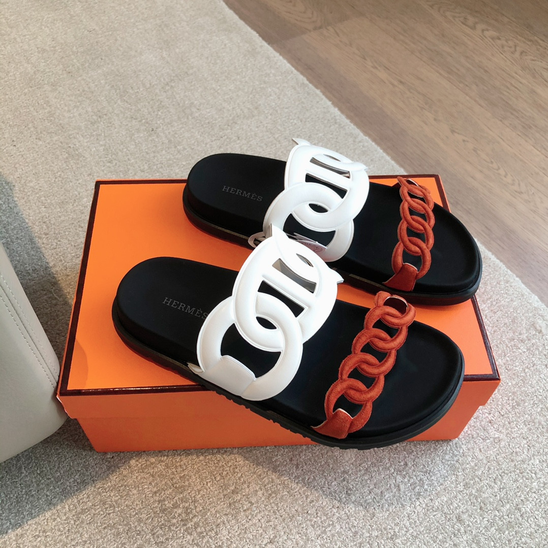 ua H**mes extra sandal