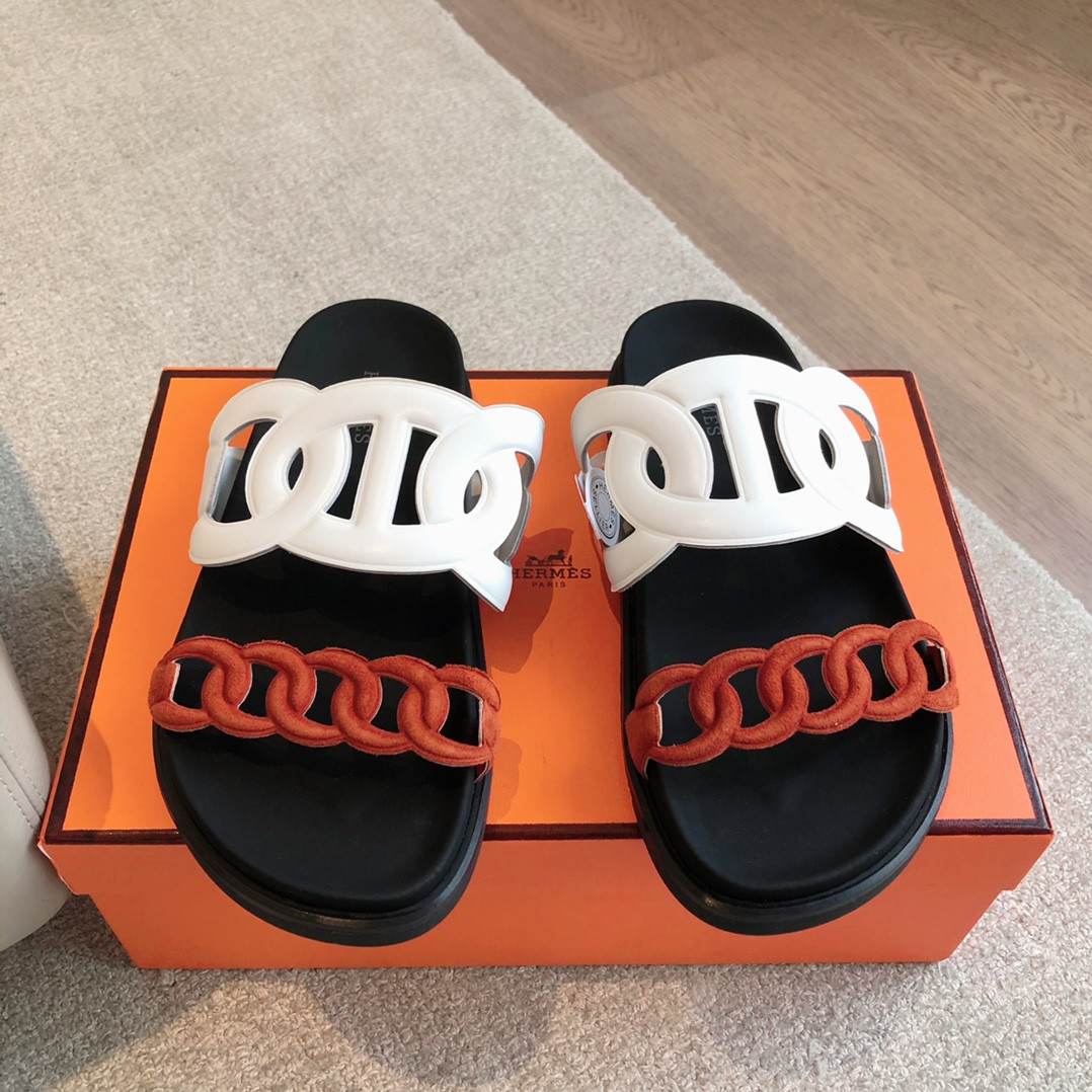 ua H**mes extra sandal