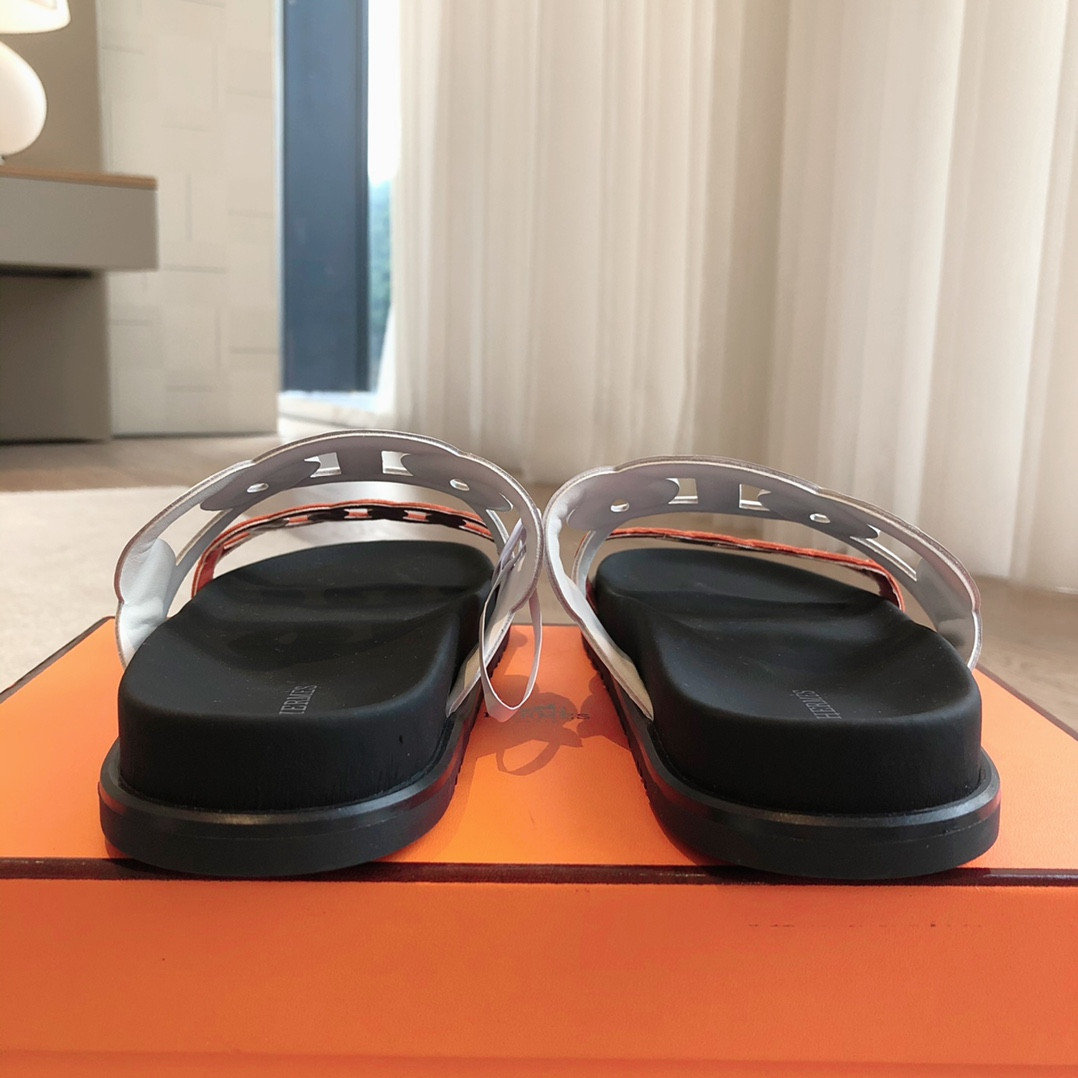 ua H**mes extra sandal