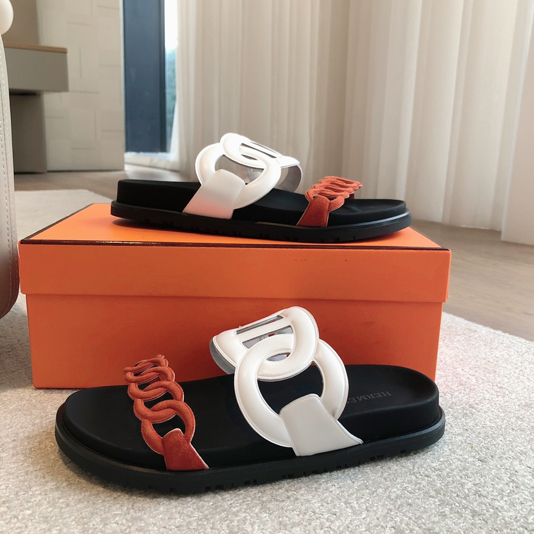 ua H**mes extra sandal