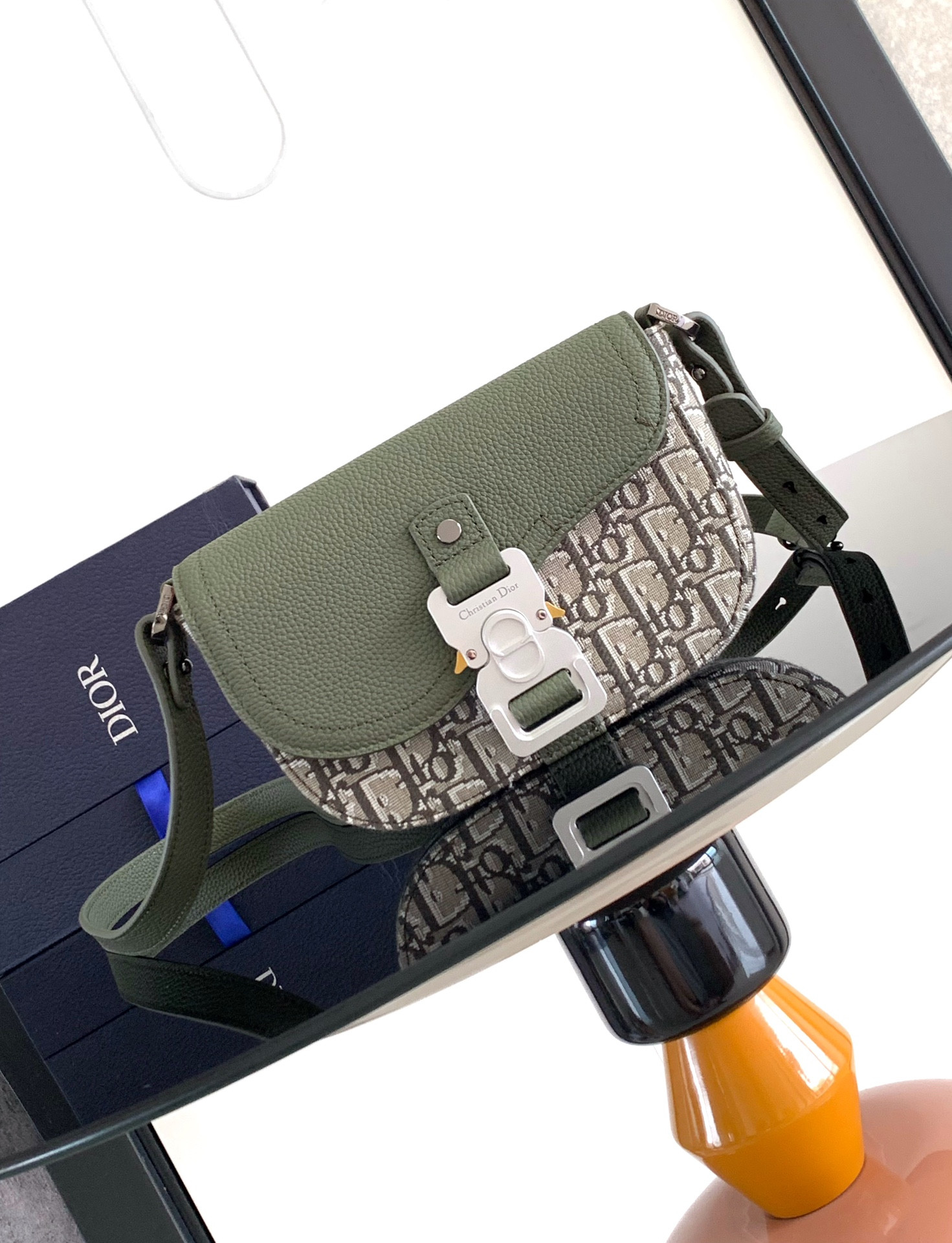 D*or saddle messenger bag 19.5x13x4.3cm