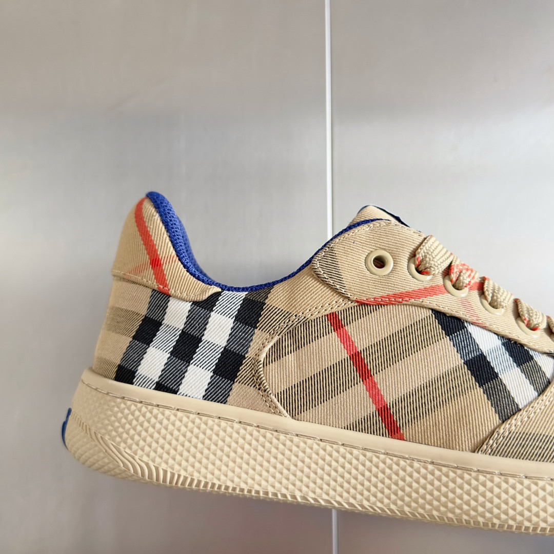 ua B**rry check terrace sneakers