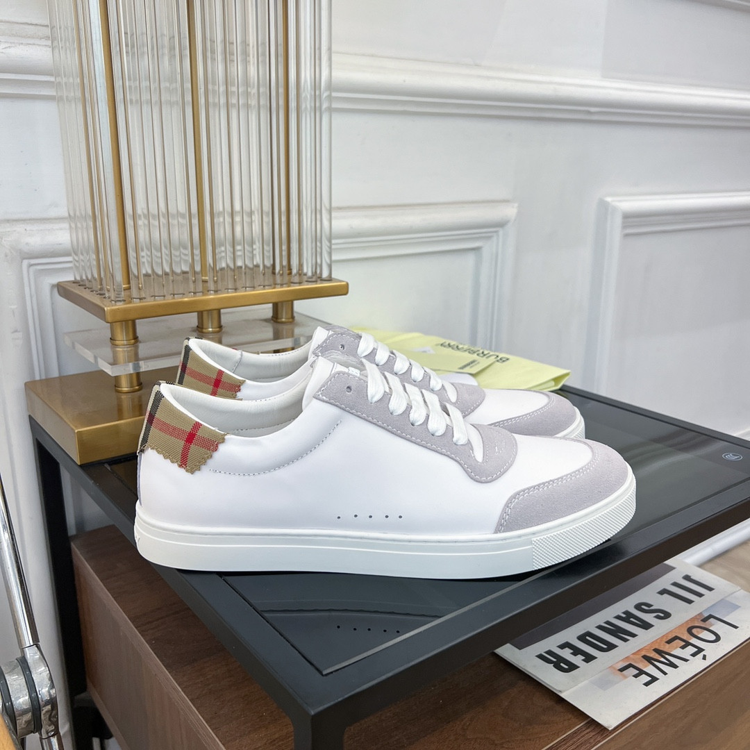 ua B**rry sneakers