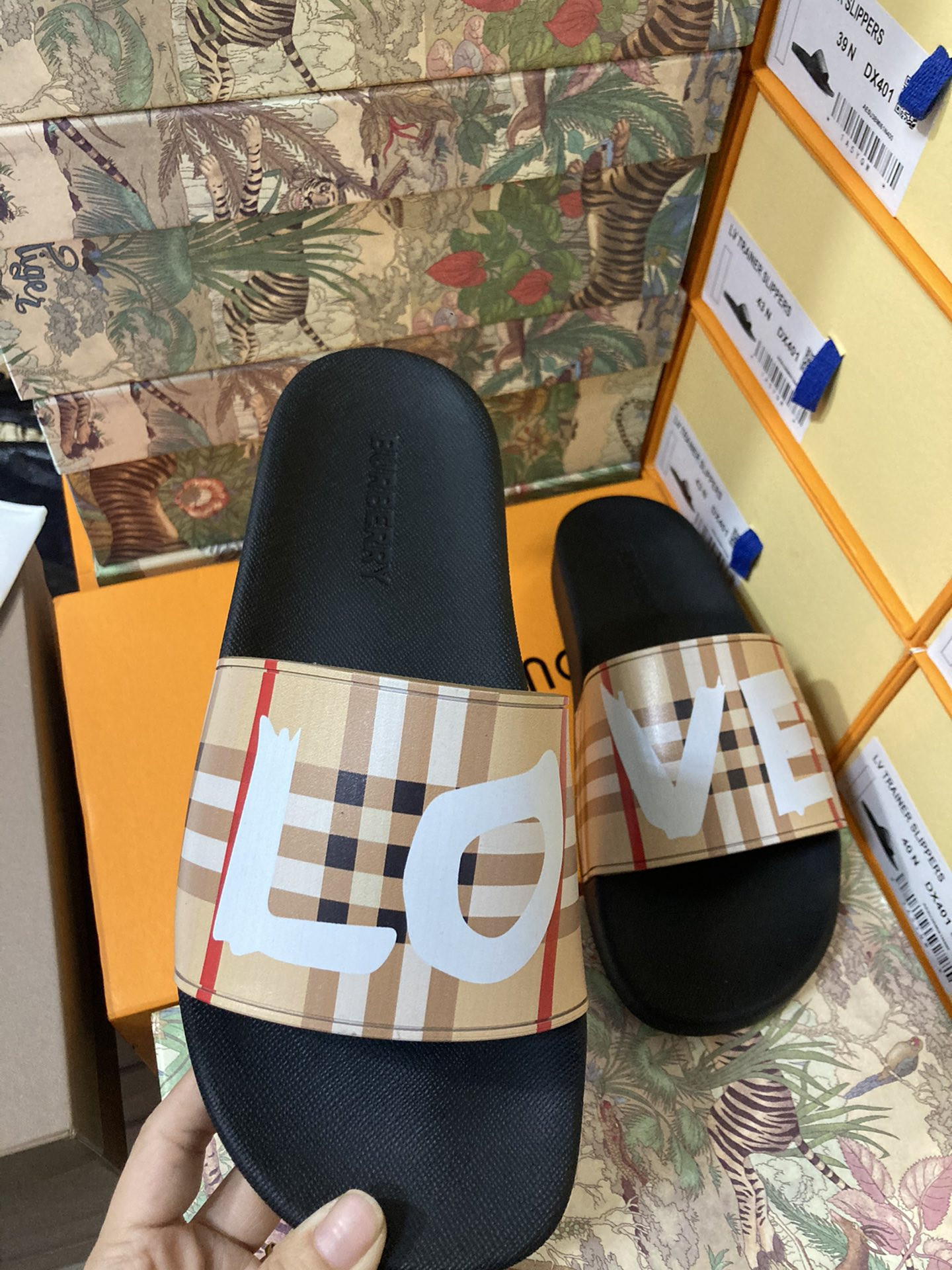 B**rry check slides
