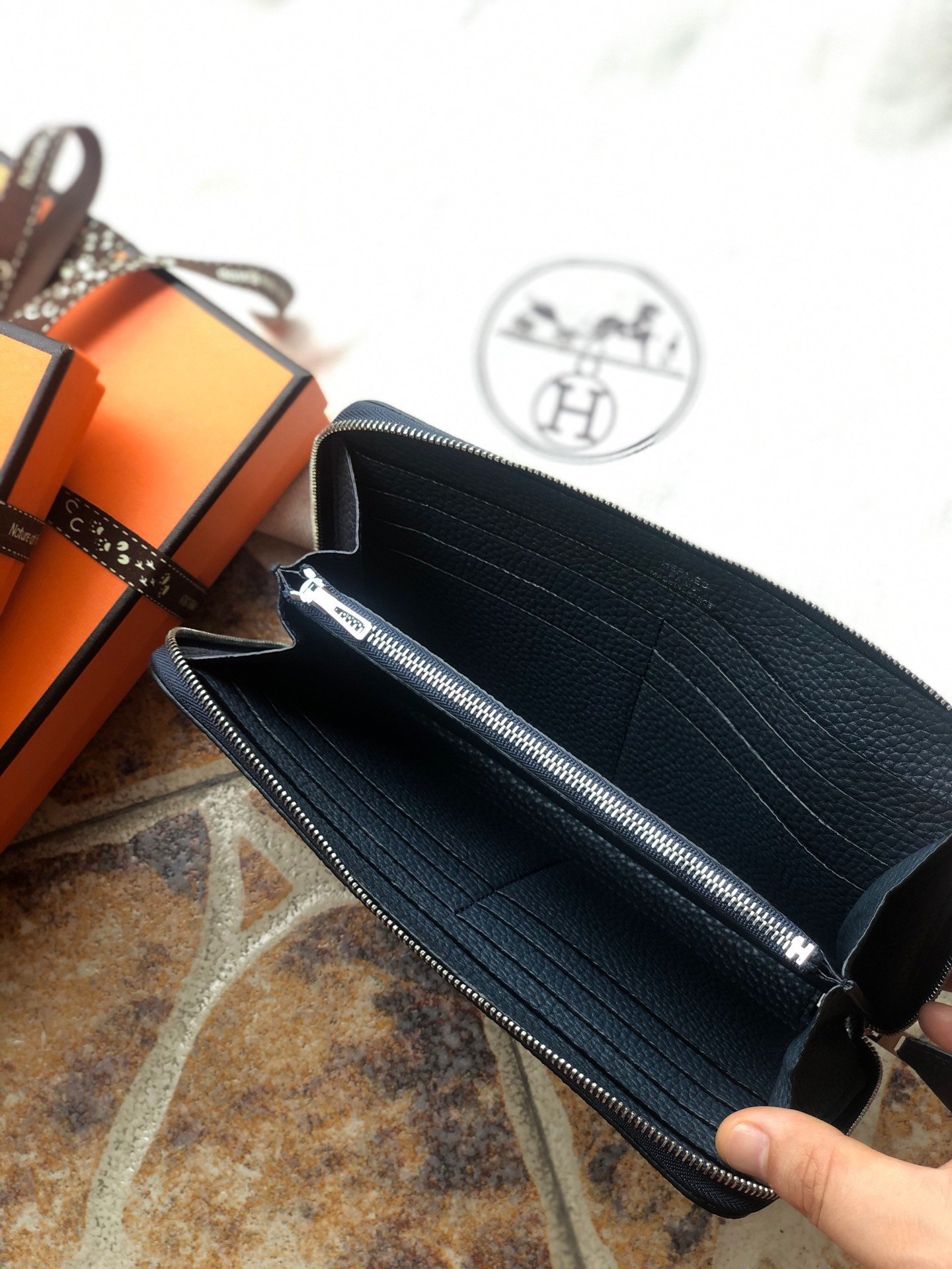 H**mes long wallet 20x11cm