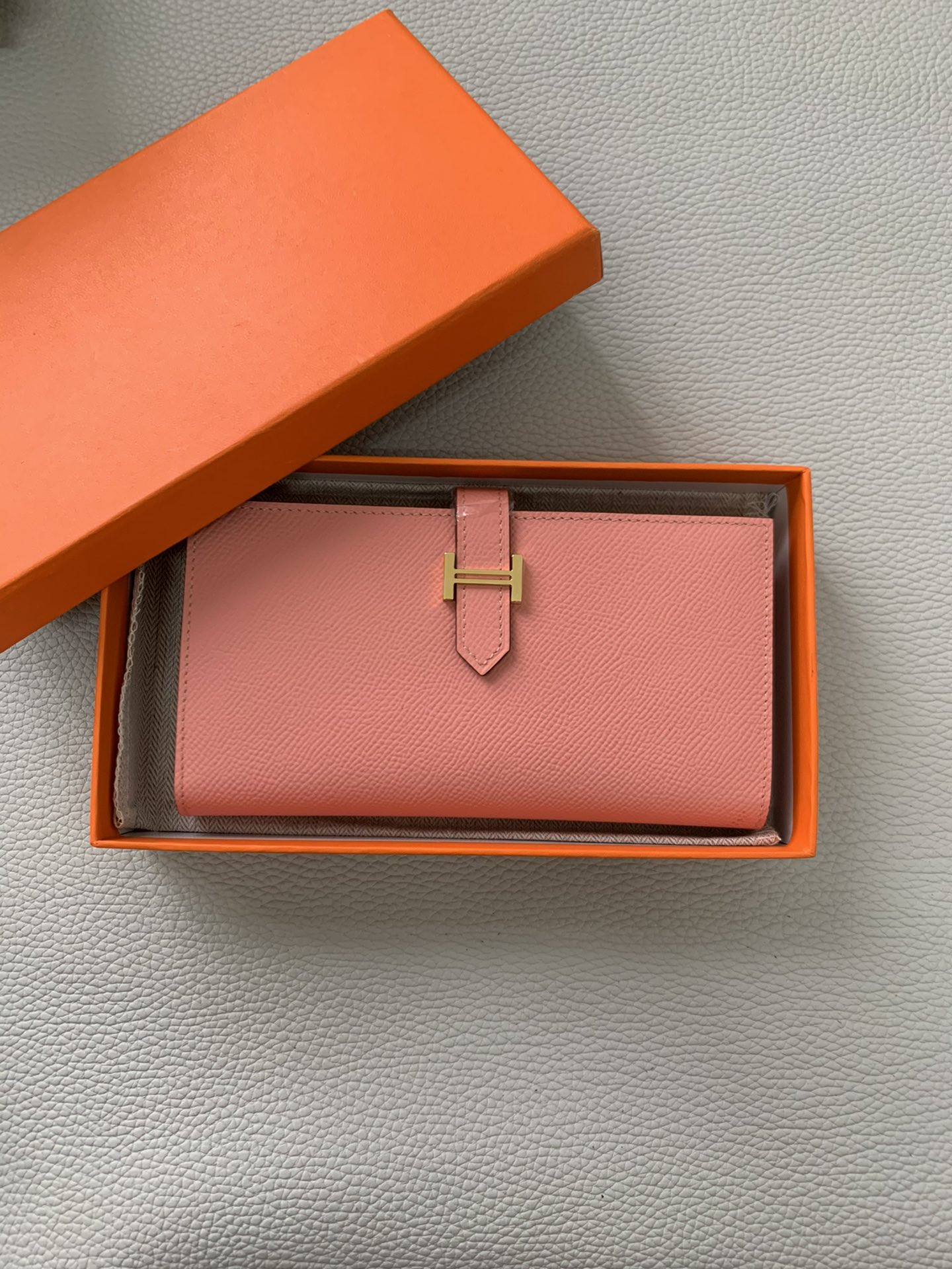 H**mes long wallet 17.5x9.5cm