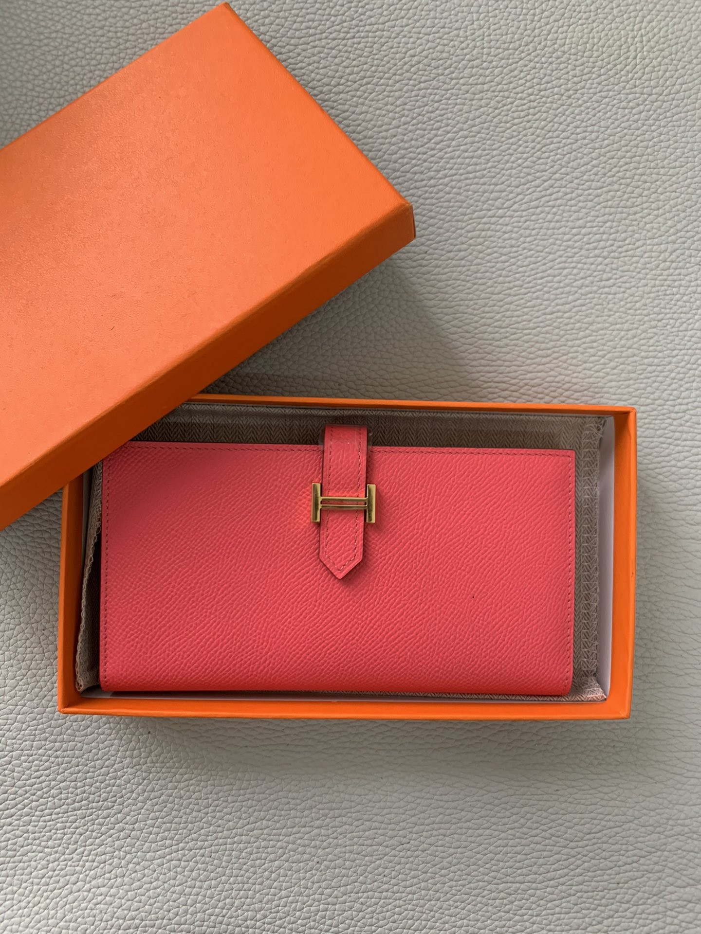 H**mes long wallet 17.5x9.5cm