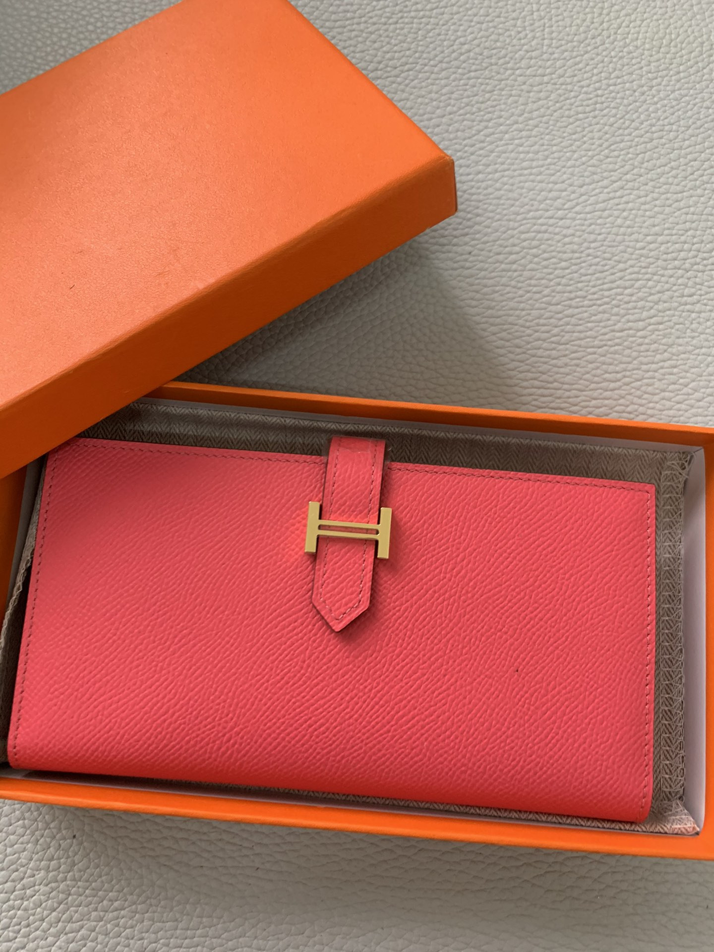 H**mes long wallet 17.5x9.5cm