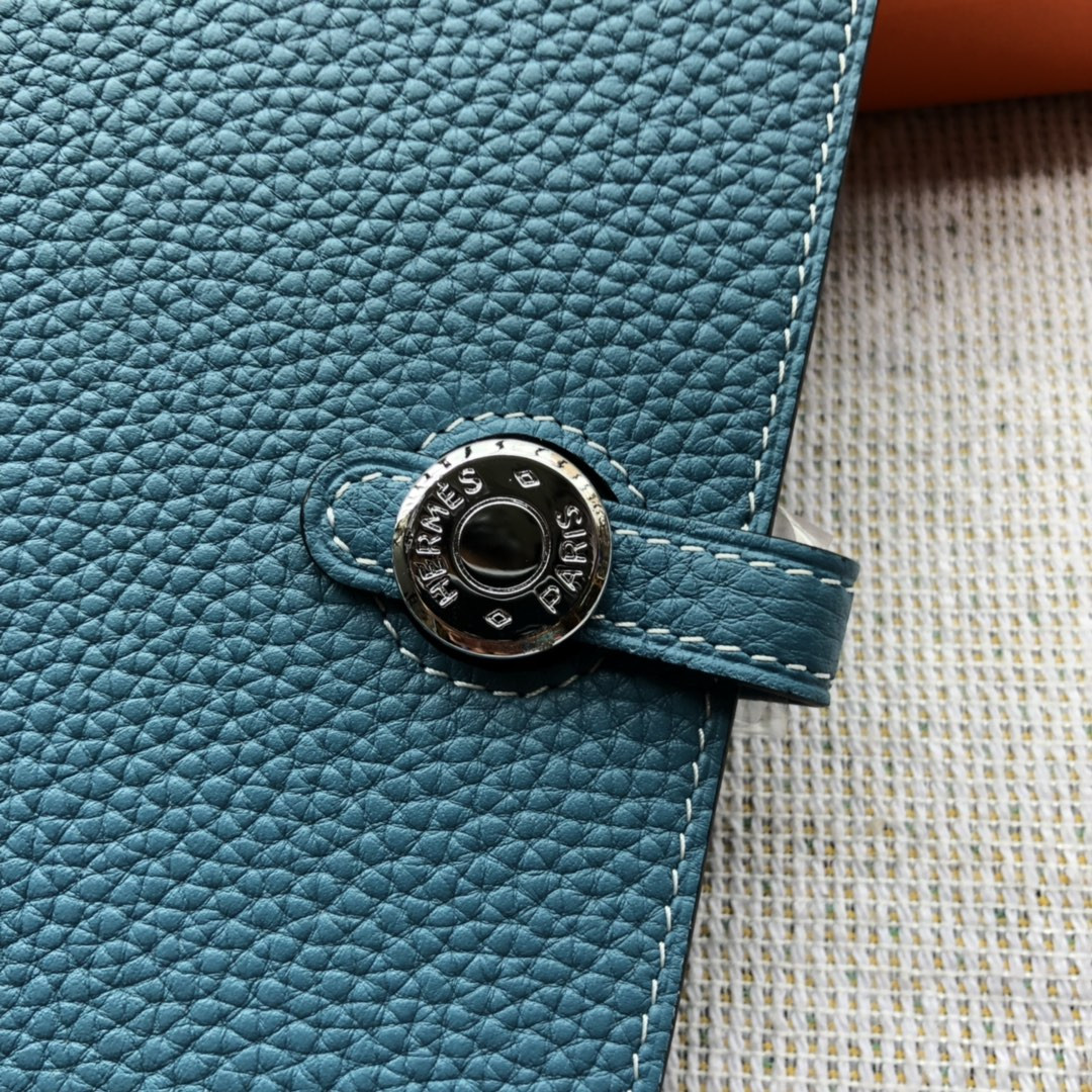 H**mes dogon duo wallet